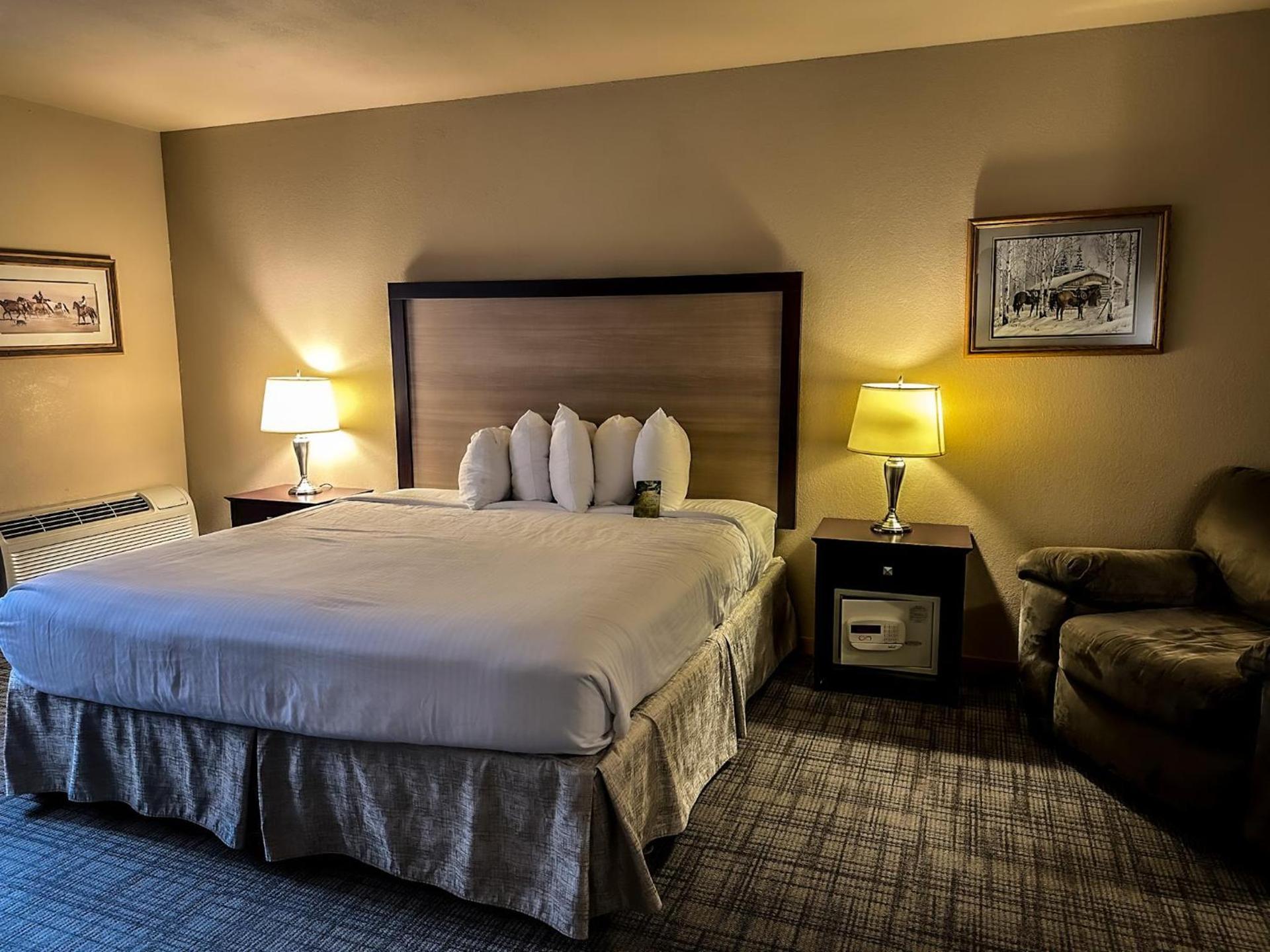 Heritage Inn photo 60