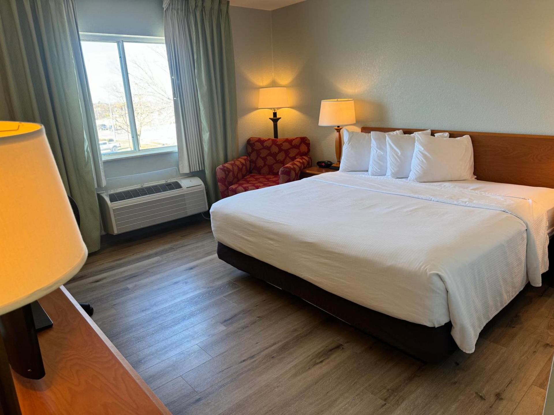 Wingate by Wyndham Sioux City photo 33