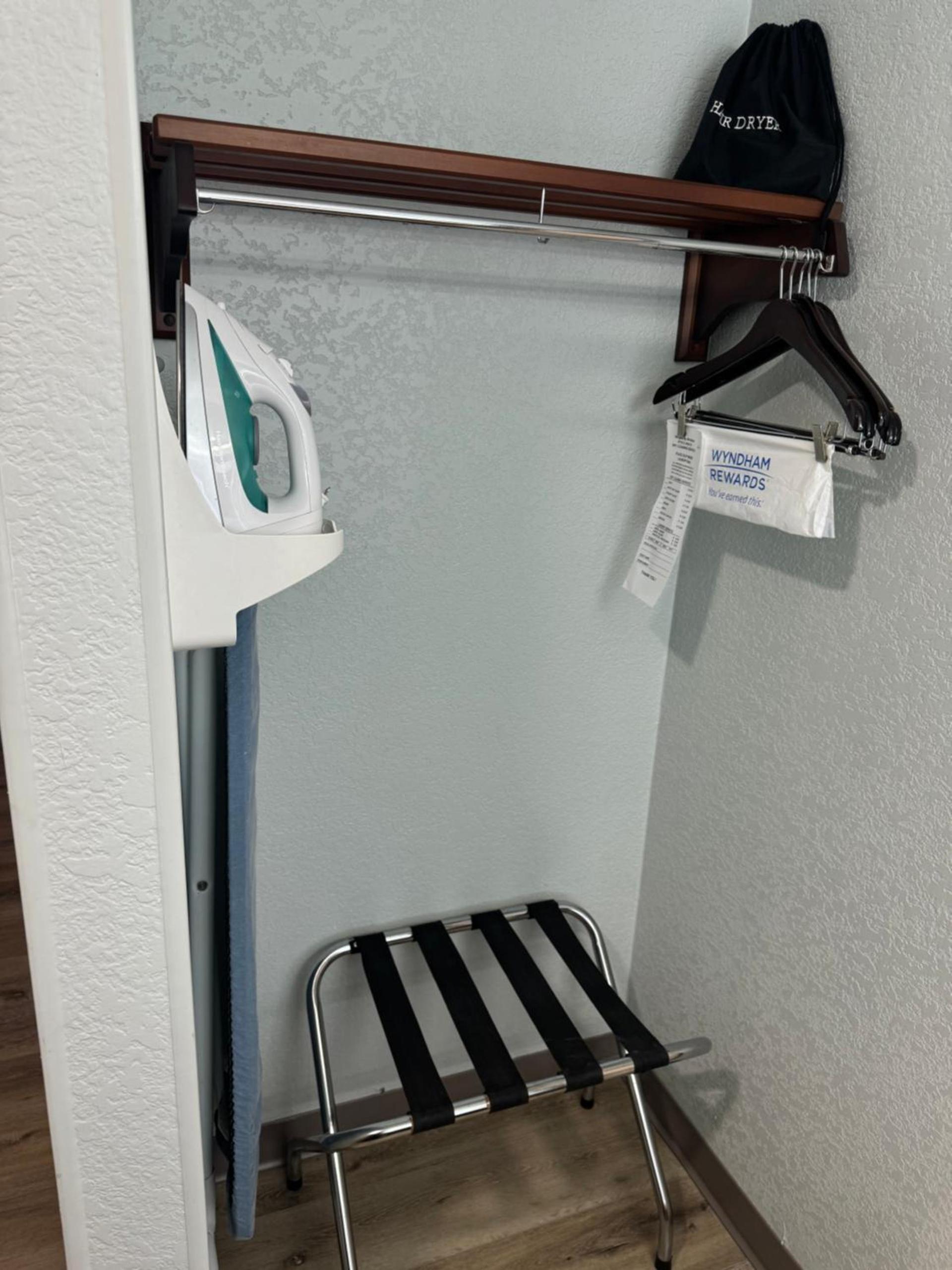 Wingate by Wyndham Sioux City photo 43