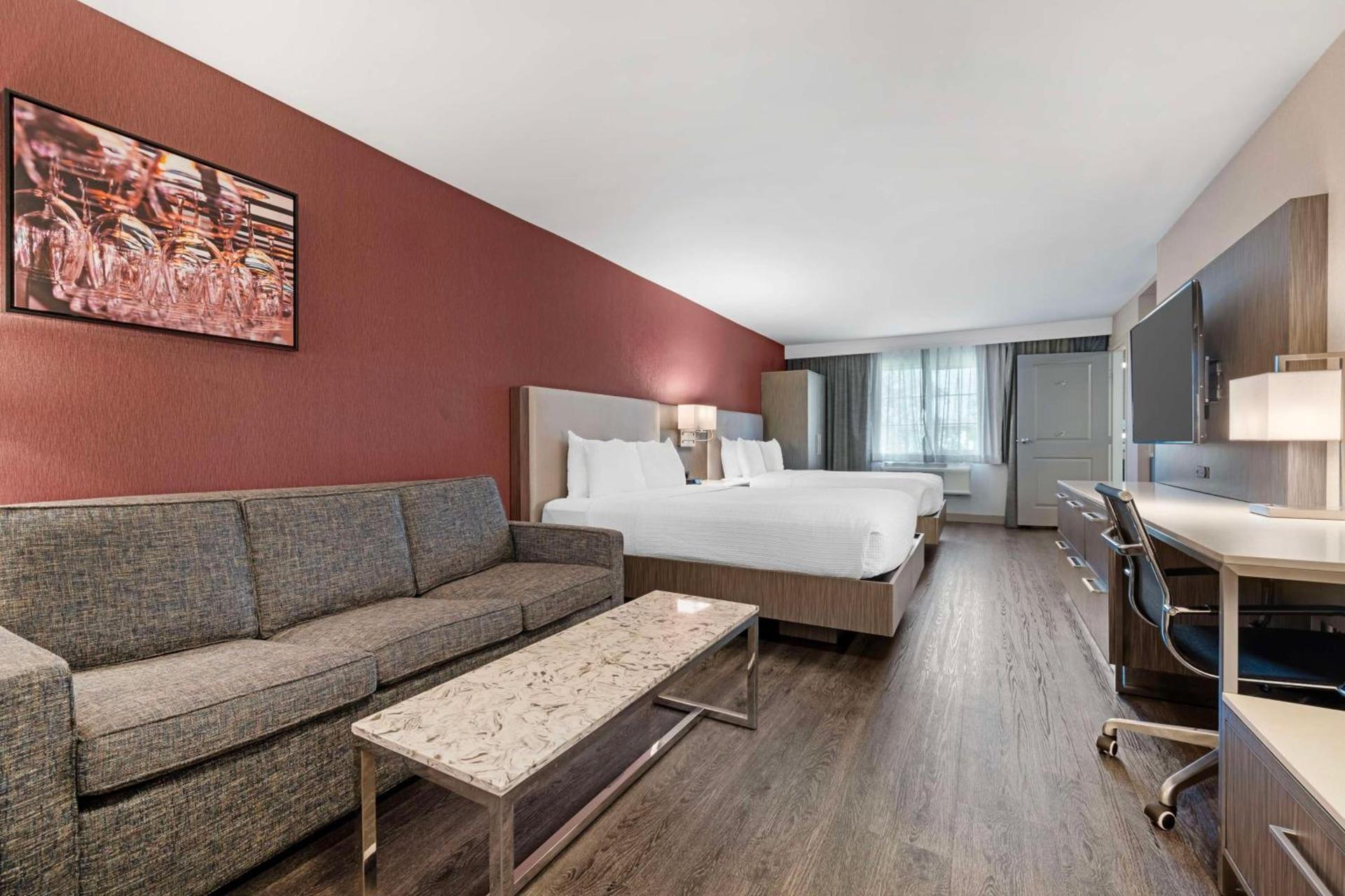 Best Western Plus Temecula Wine Country Hotel & Suites photo 19