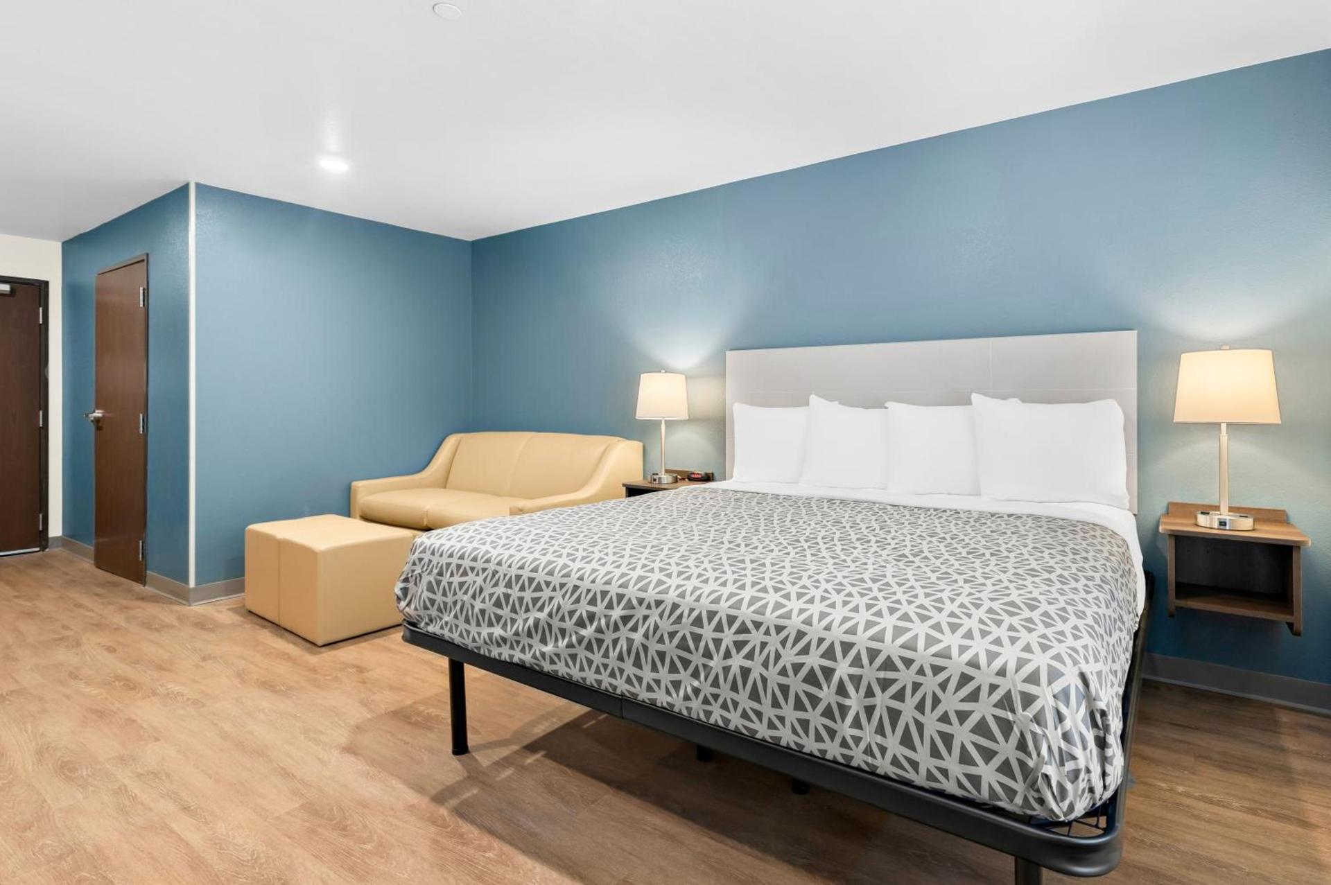 WoodSpring Suites Billings photo 7