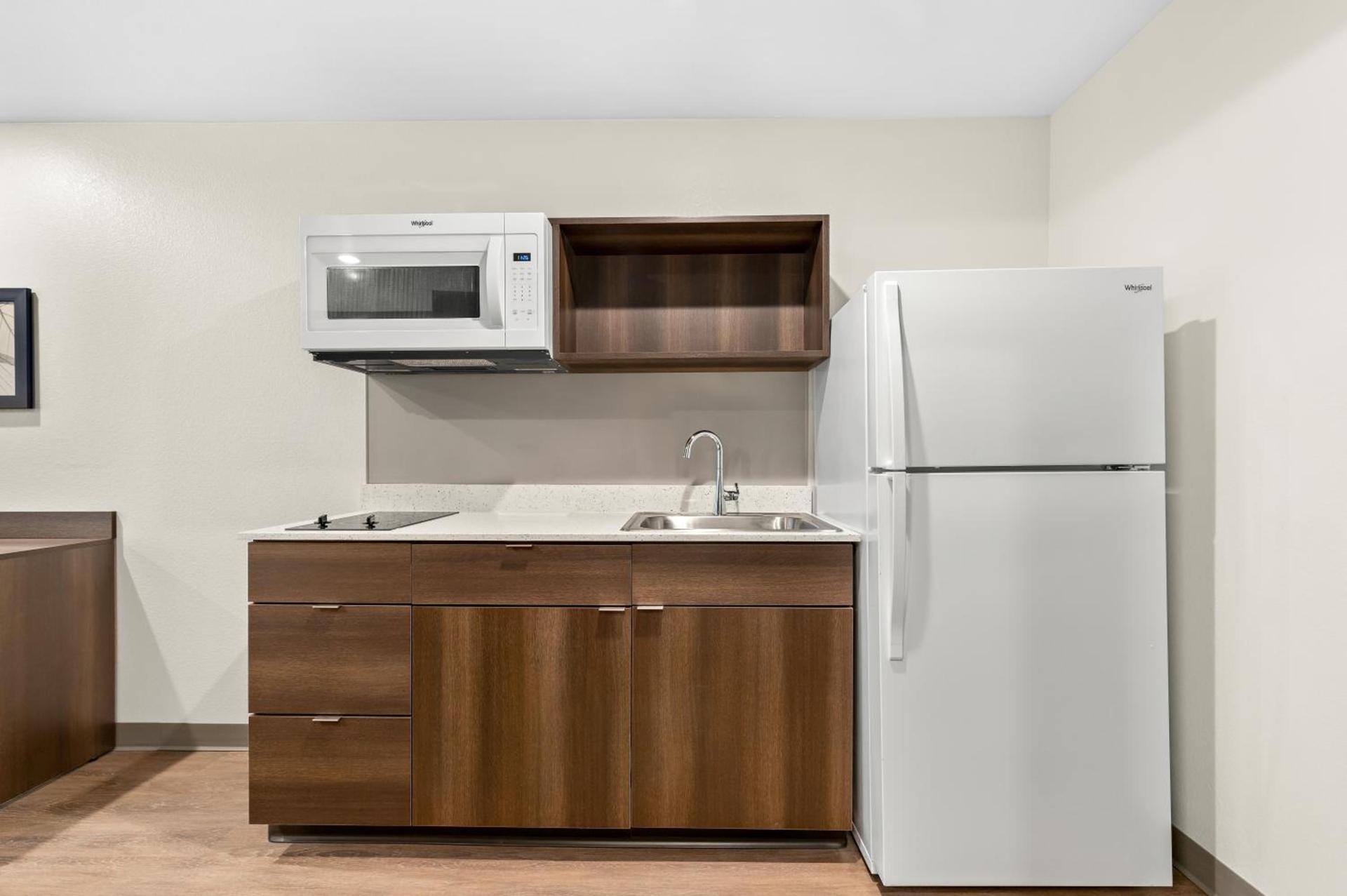 WoodSpring Suites Billings photo 9