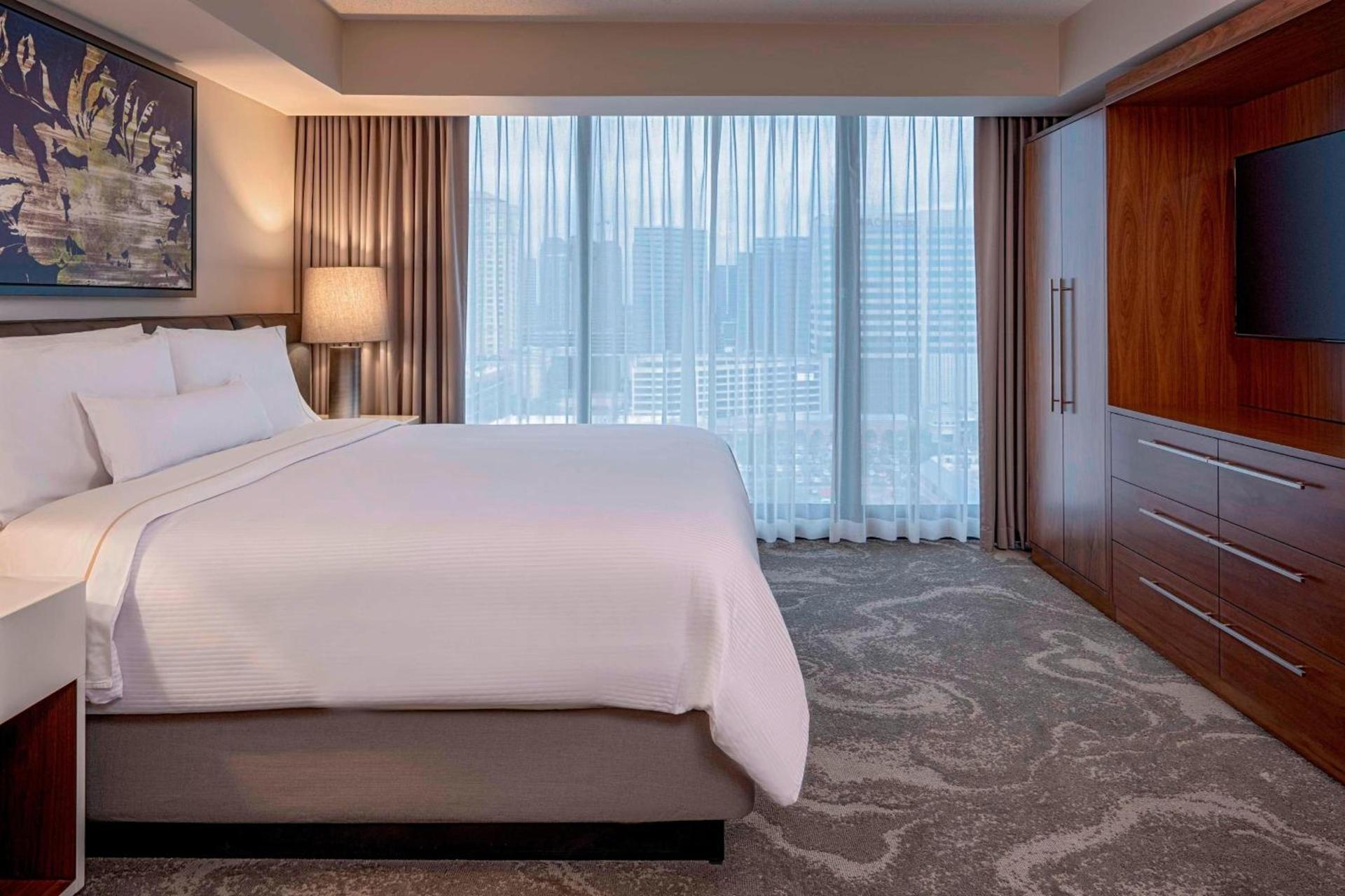 The Westin Oaks Houston at the Galleria photo 16
