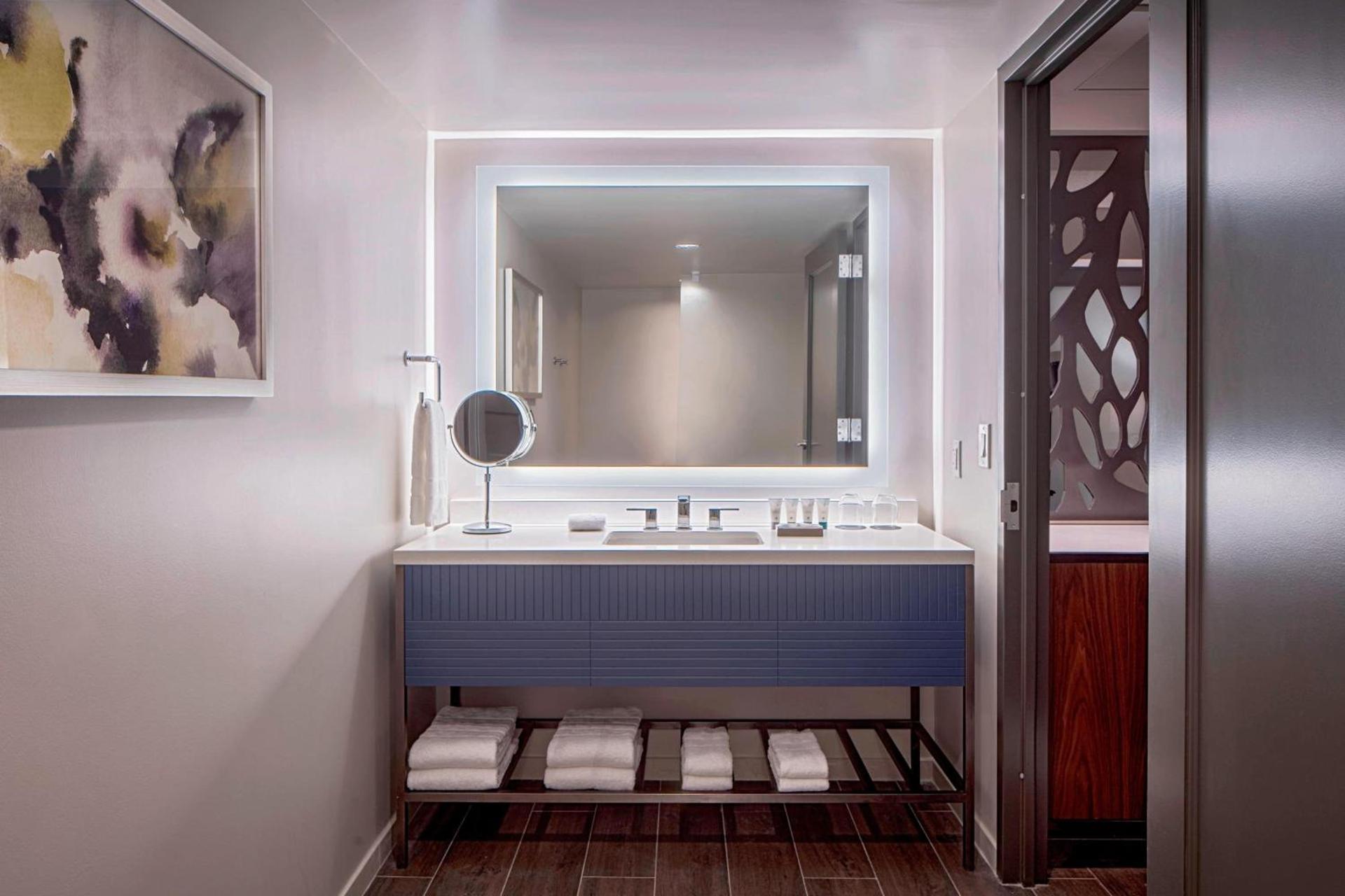 The Westin Oaks Houston at the Galleria photo 64