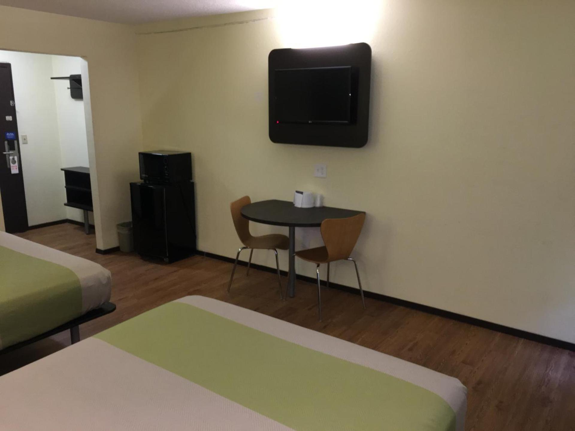 Motel 6-Troy, IL photo 15