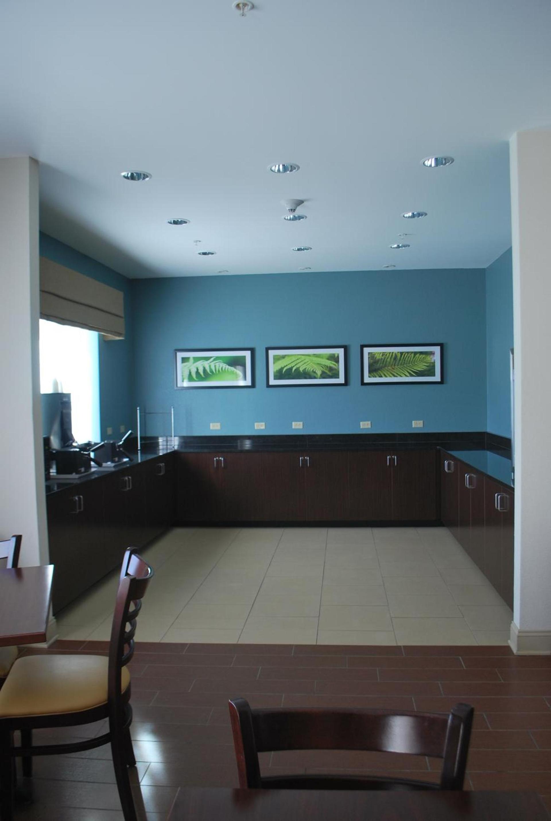 Sleep Inn & Suites Clintwood photo 4