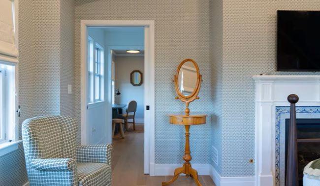 Canoe Place Inn & Cottages photo 5