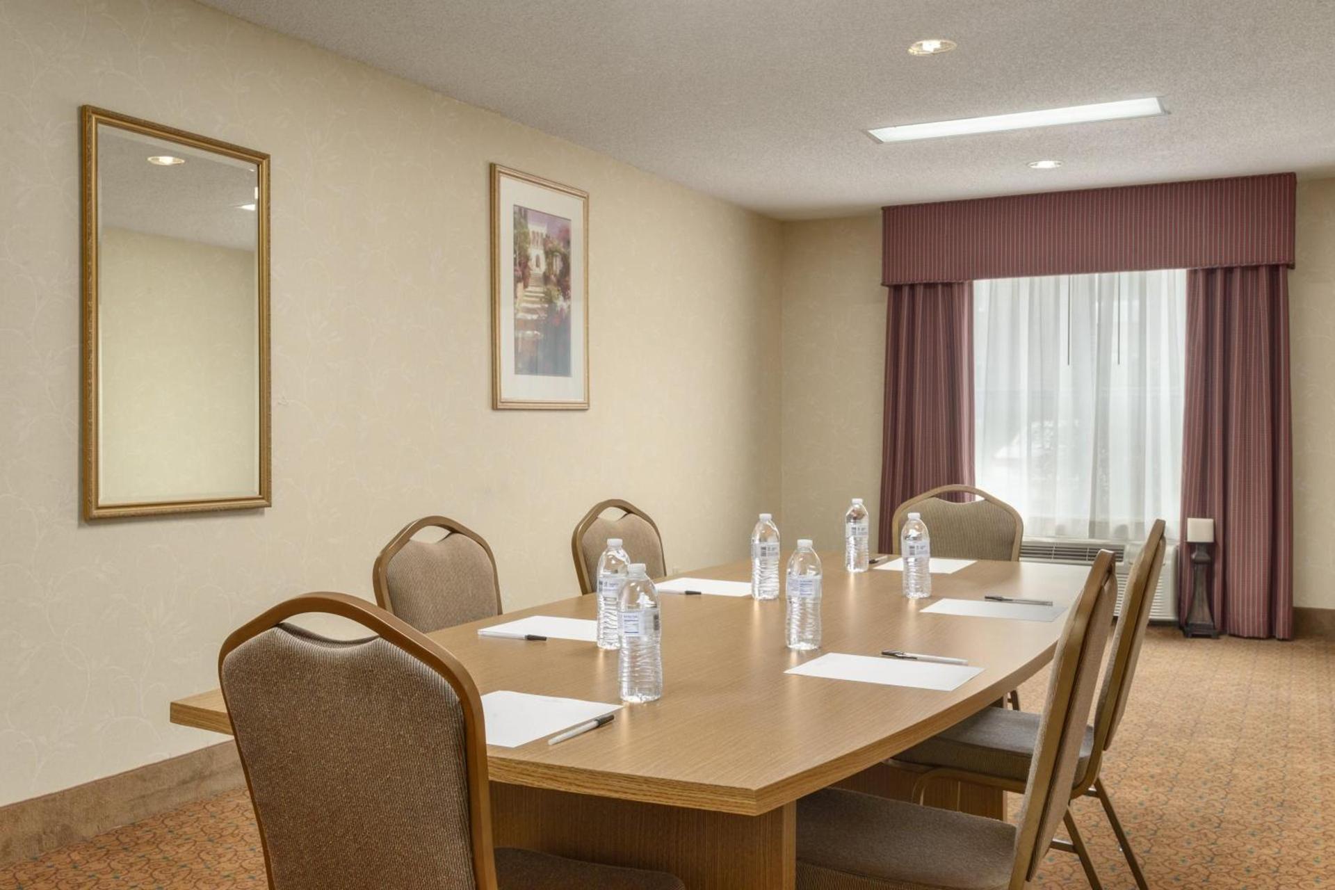 Country Inn & Suites by Radisson, Kingsland, GA photo 21