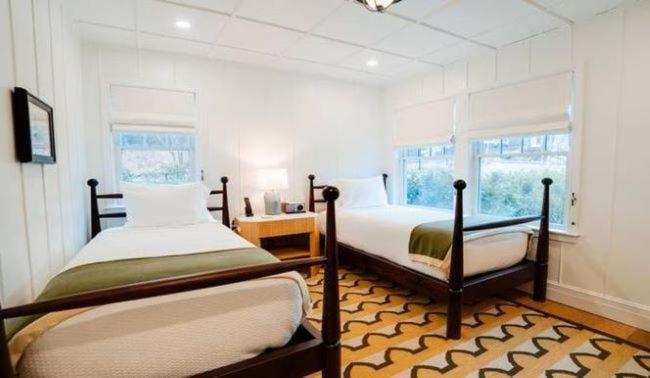 Canoe Place Inn & Cottages photo 48