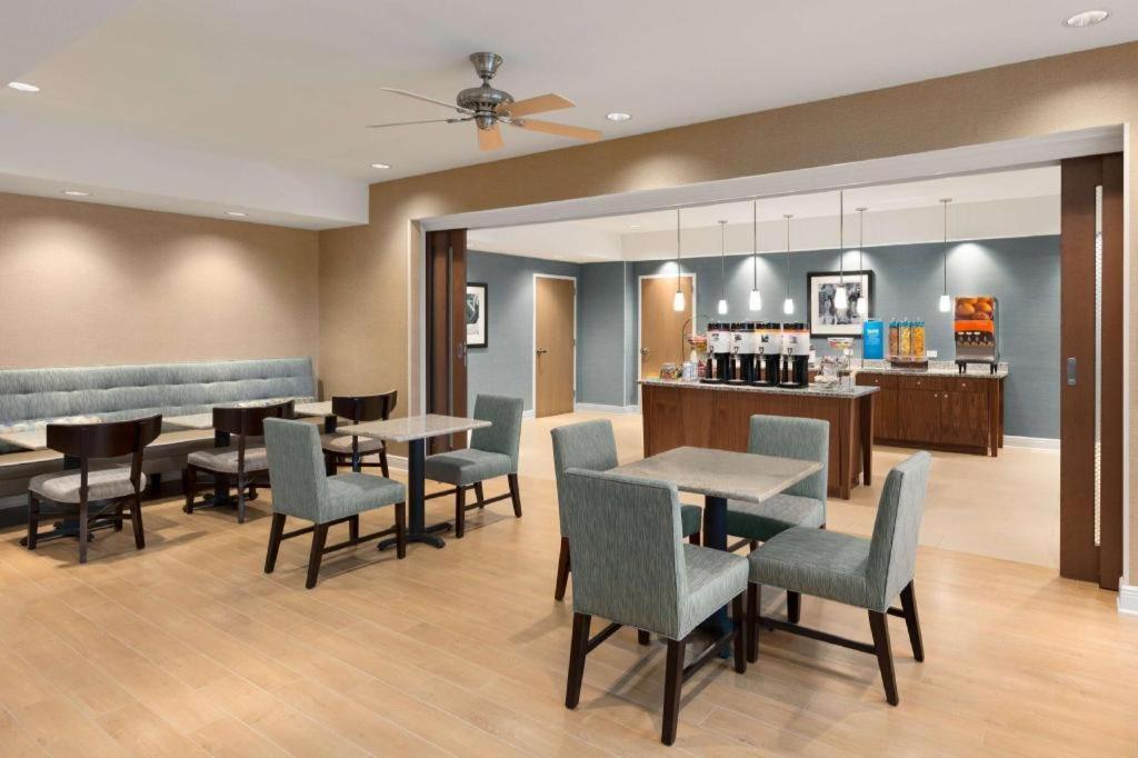 Hampton Inn Bartow photo 7