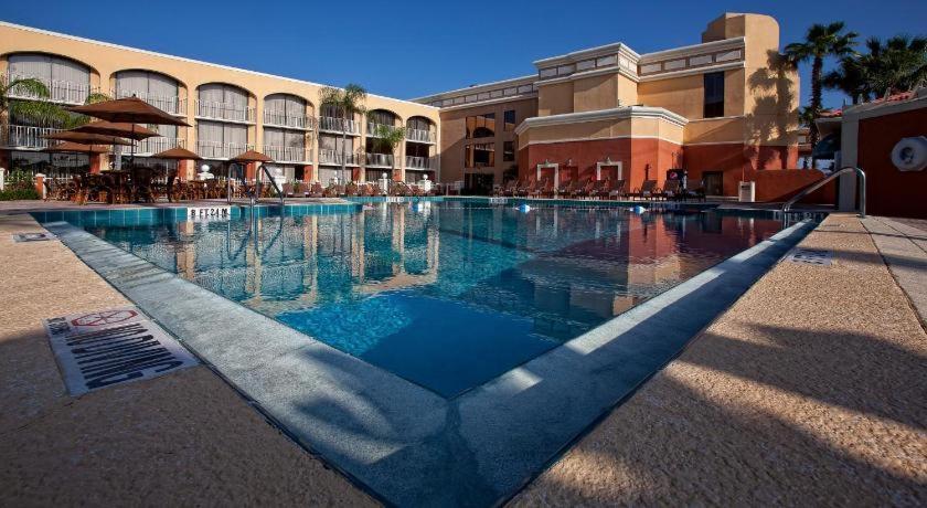 Westgate Towers Hotel photo 25