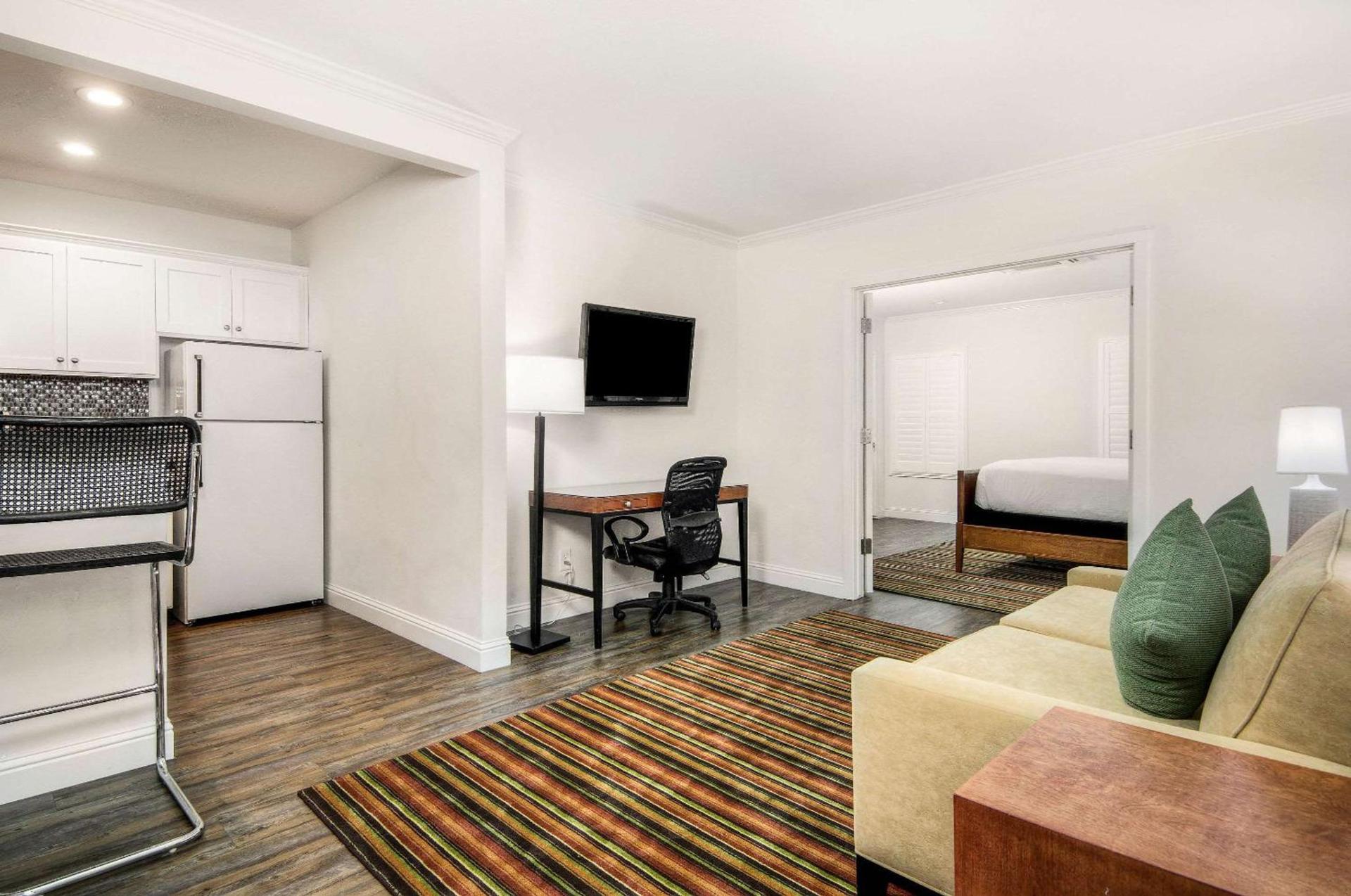 Aggie Inn, an Ascend Collection Hotel photo 20