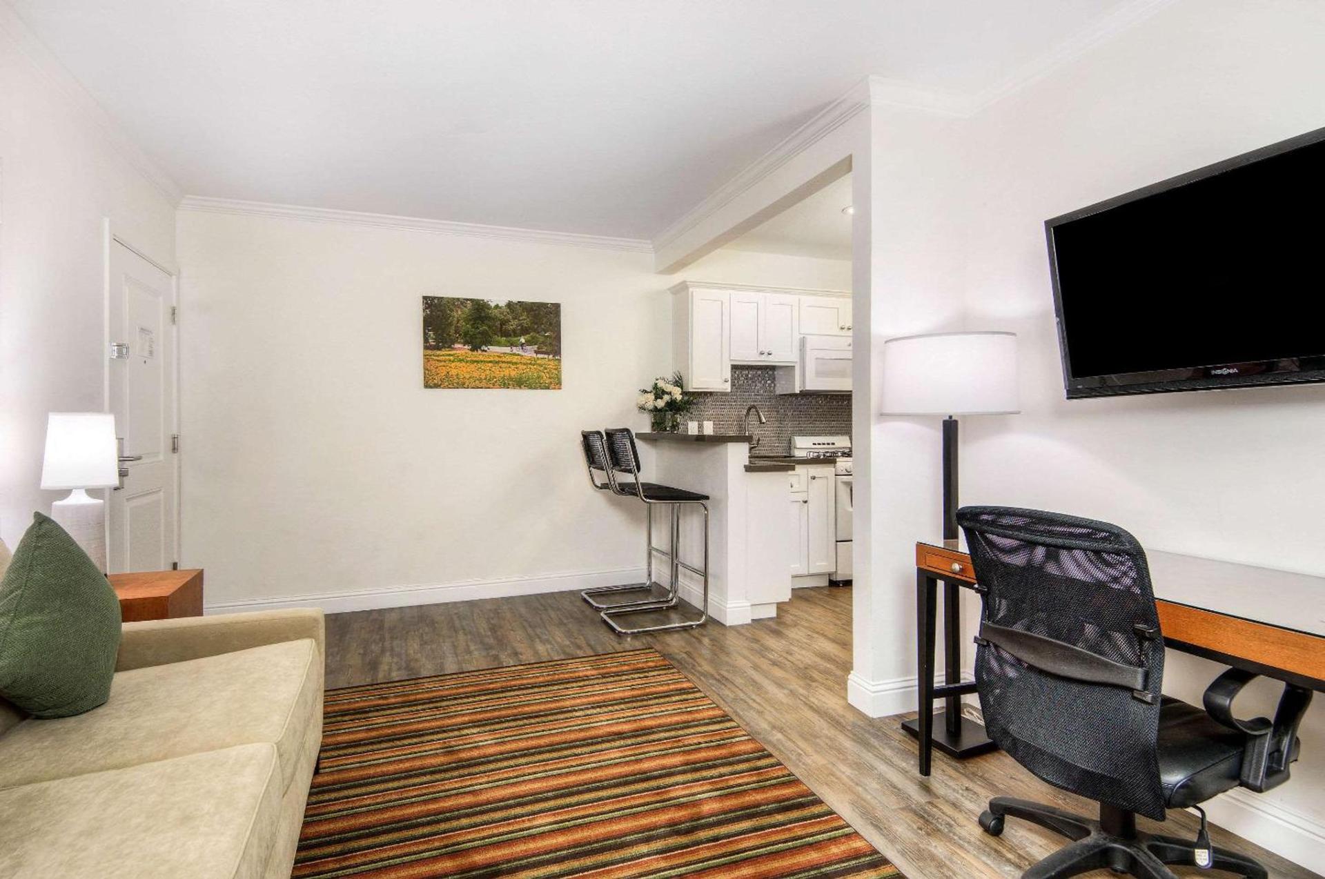 Aggie Inn, an Ascend Collection Hotel photo 24