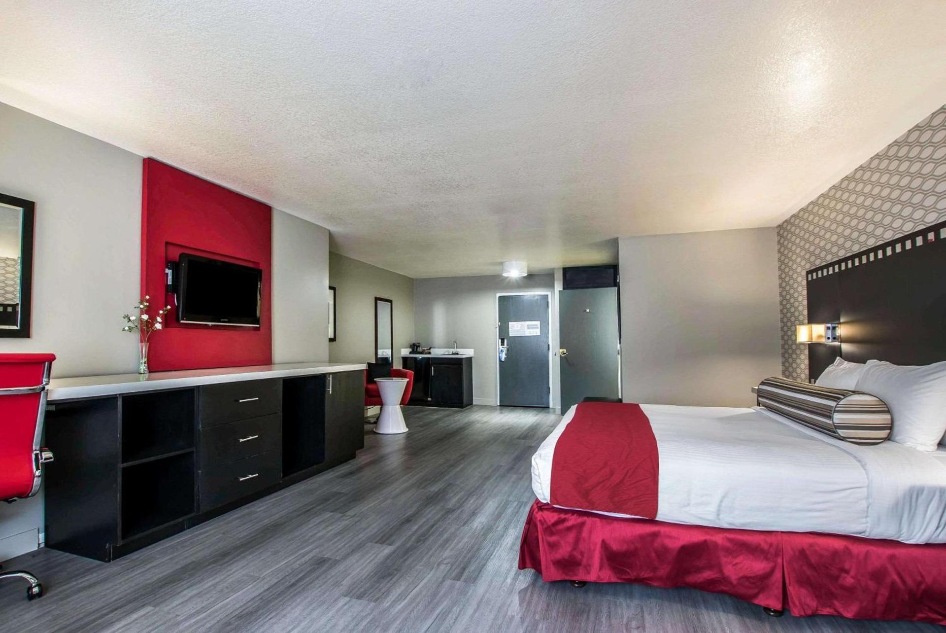 Tilt Hotel Universal-Hollywood, an AGA Collection Hotel photo 11