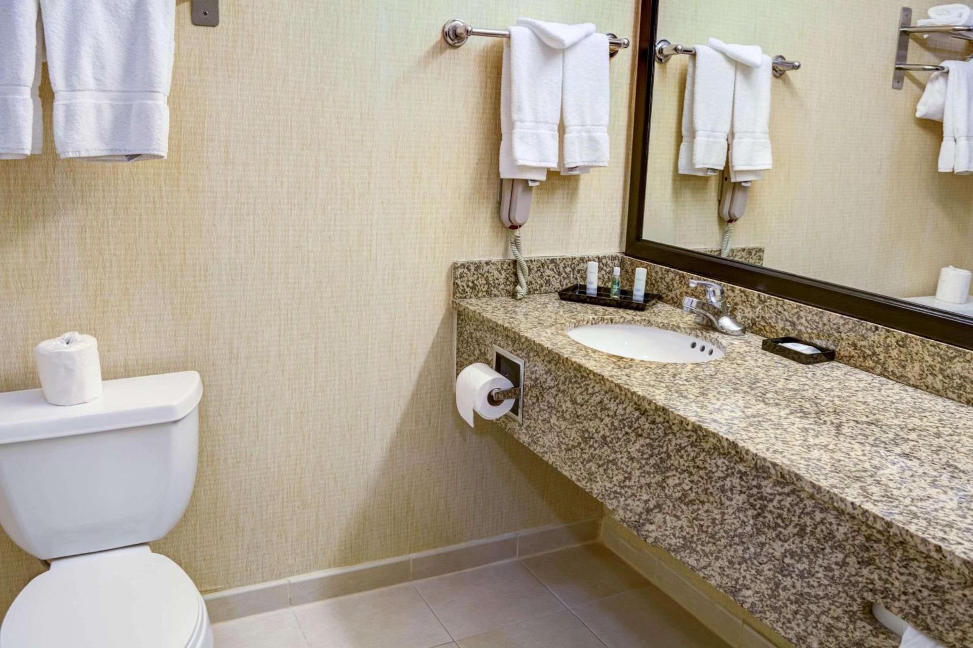 Tilt Hotel Universal-Hollywood, an AGA Collection Hotel photo 17