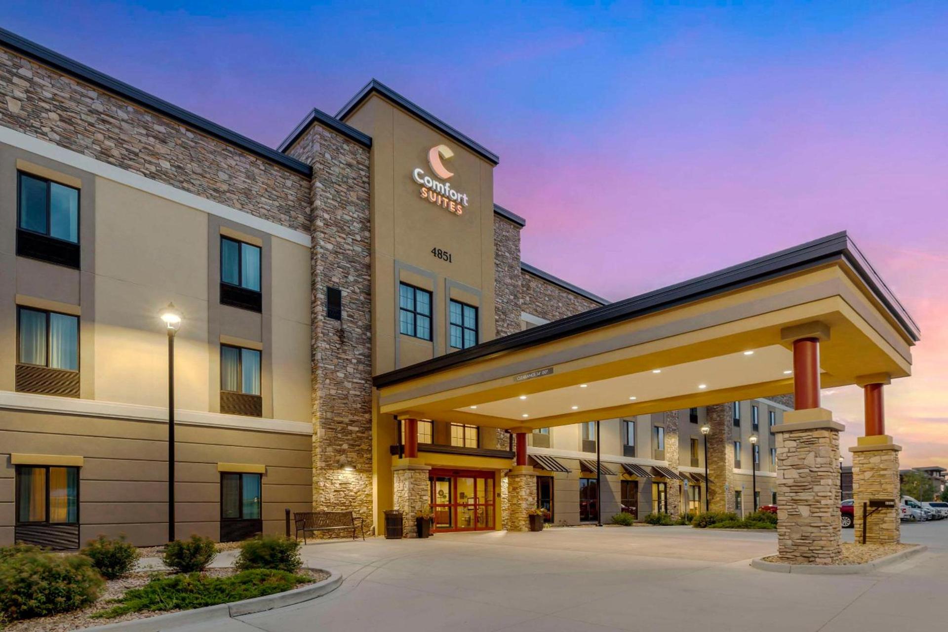 Comfort Suites Loveland photo 44