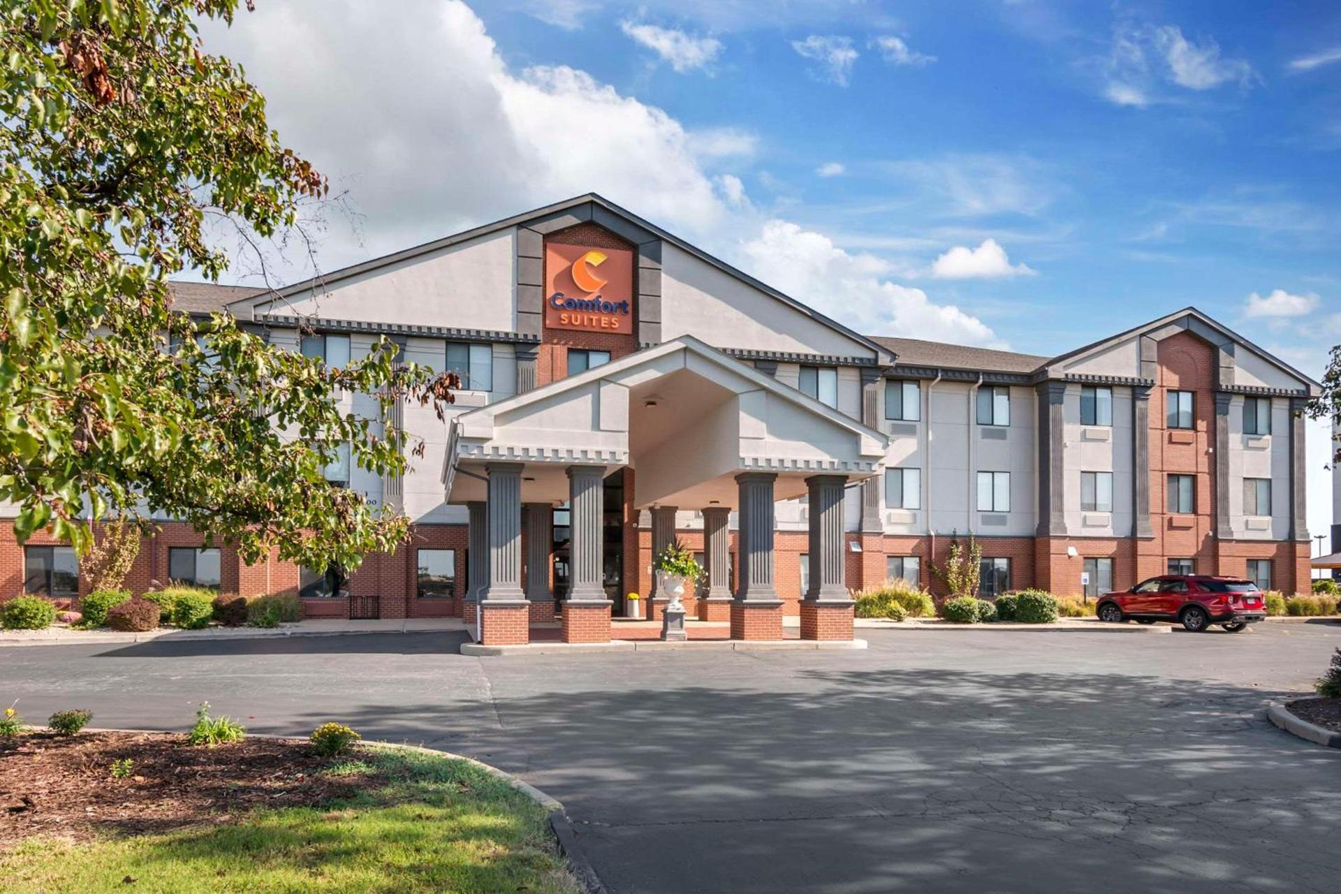Comfort Suites St Charles-St Louis — hotel in St. Charles