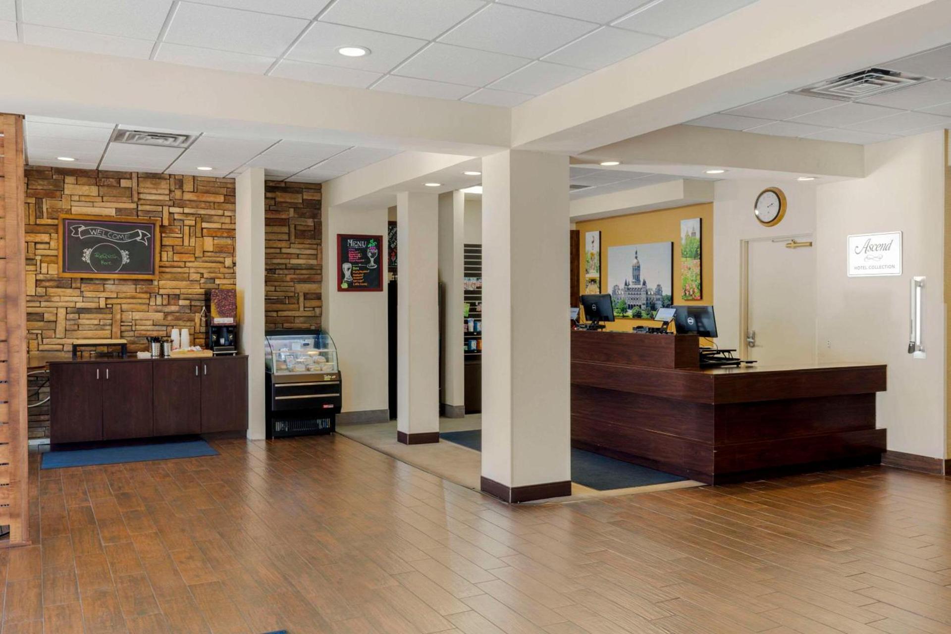 The Capitol Hotel photo 11