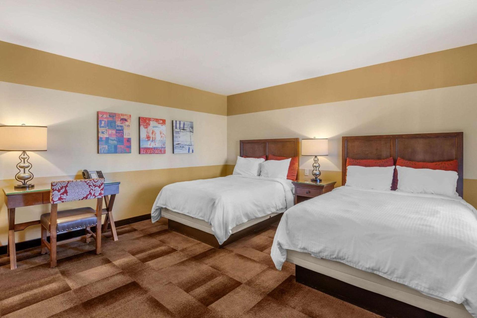 Carlton Oaks Lodge, an Ascend Collection Hotel photo 23
