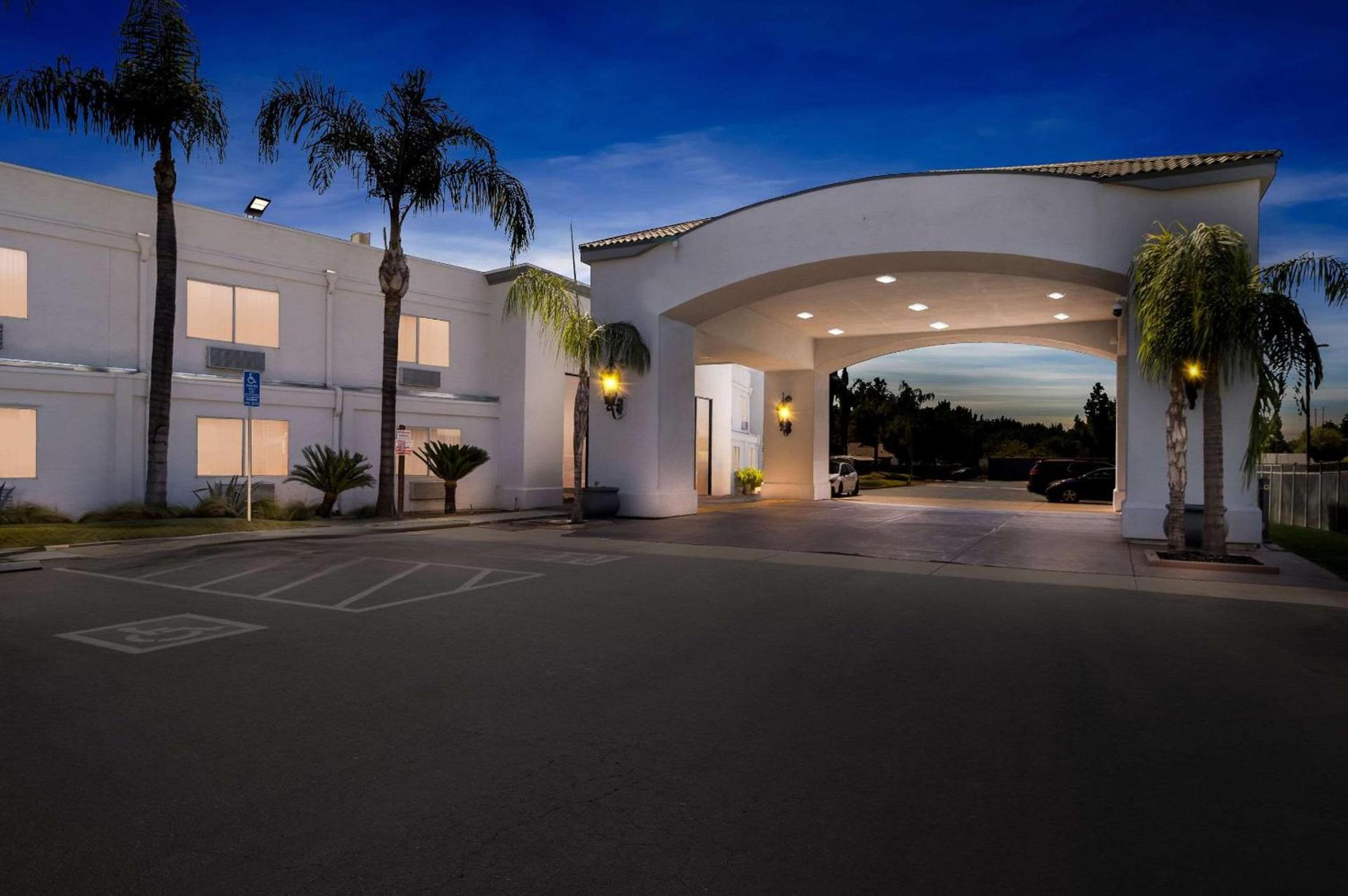 Hourglass Hotel, Trademark Collection by Wyndham photo 4