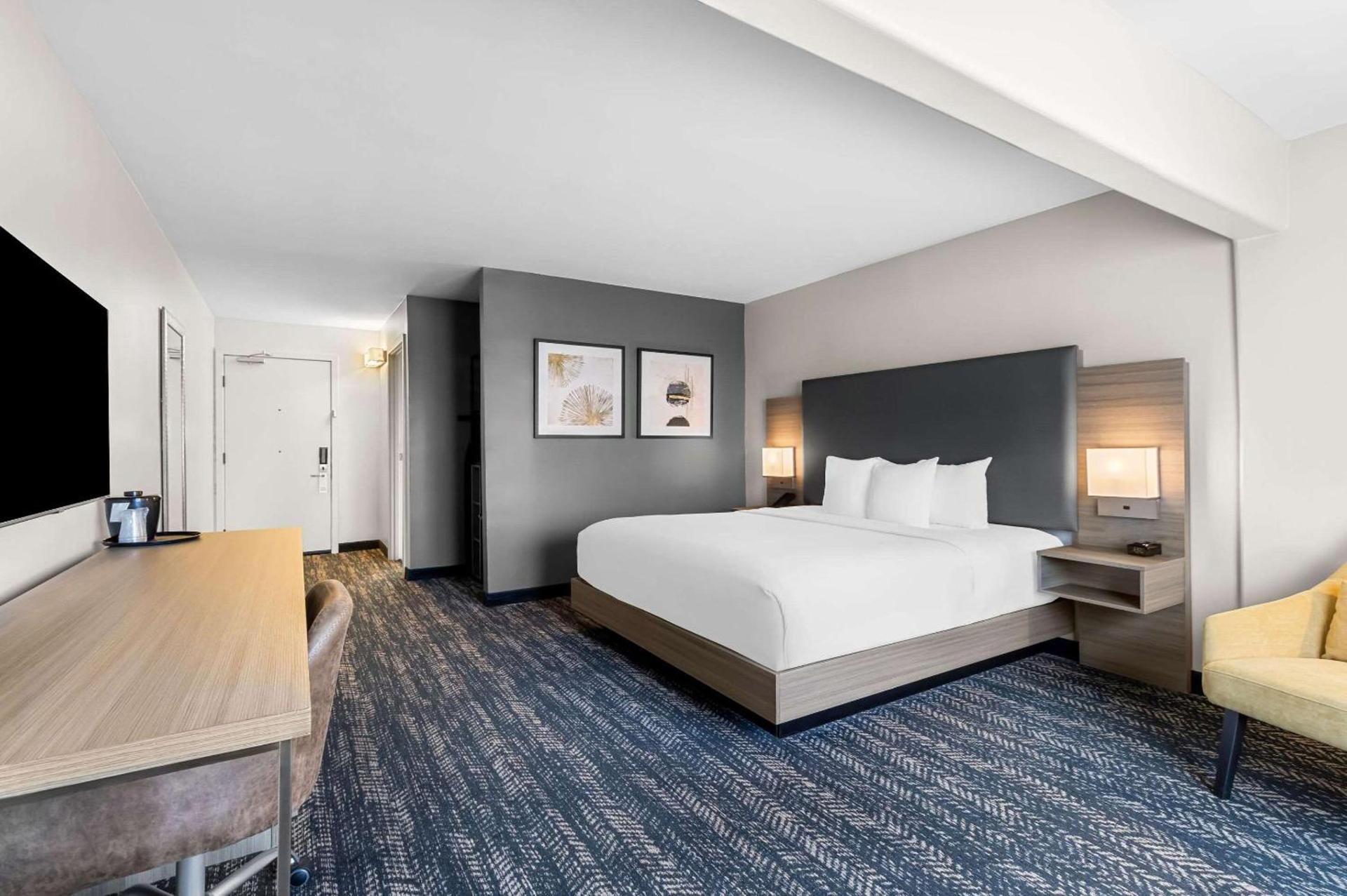 Hourglass Hotel, Trademark Collection by Wyndham photo 17