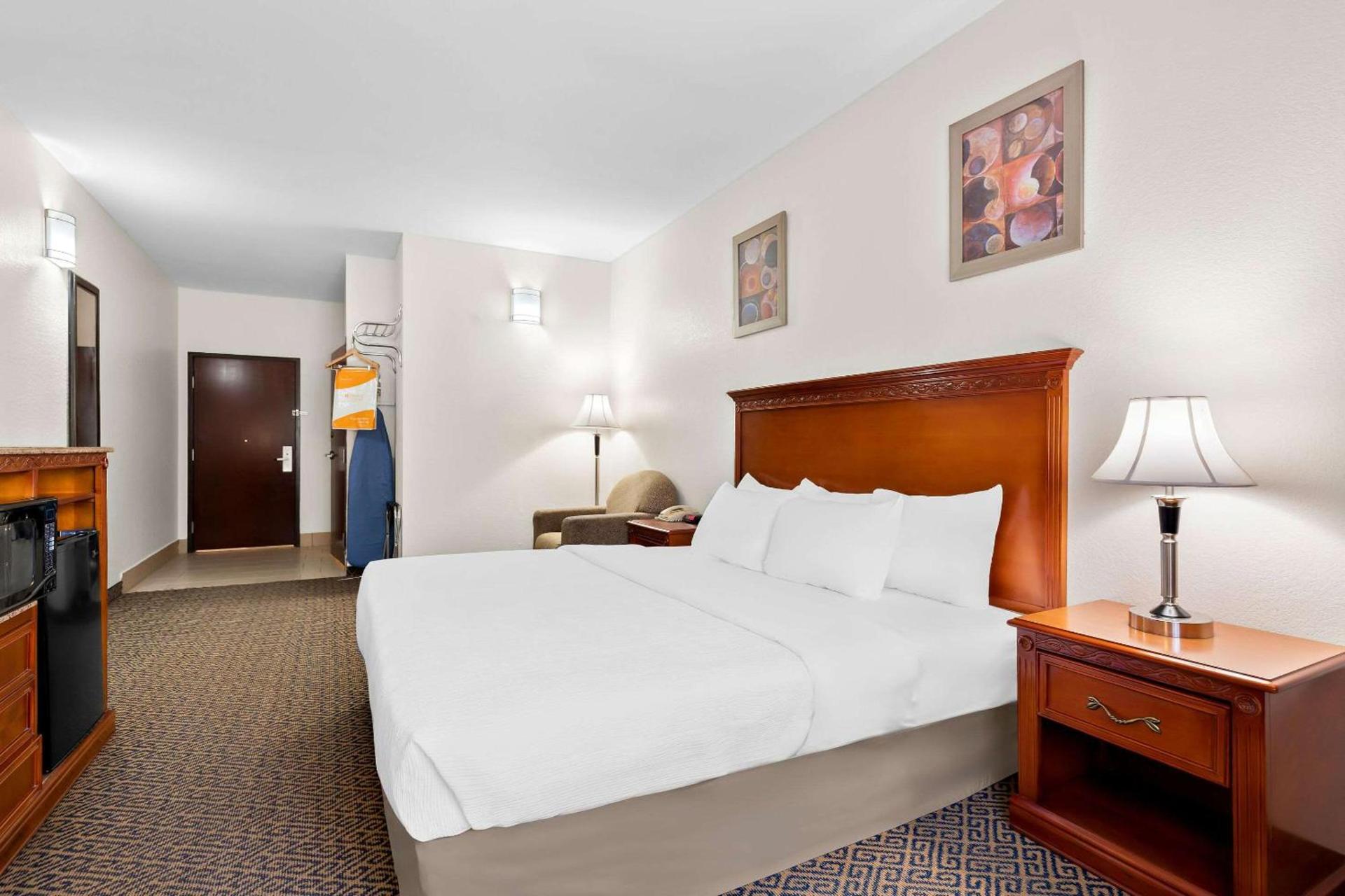 Quality Inn & Suites McAlester on Hwy 69 photo 22