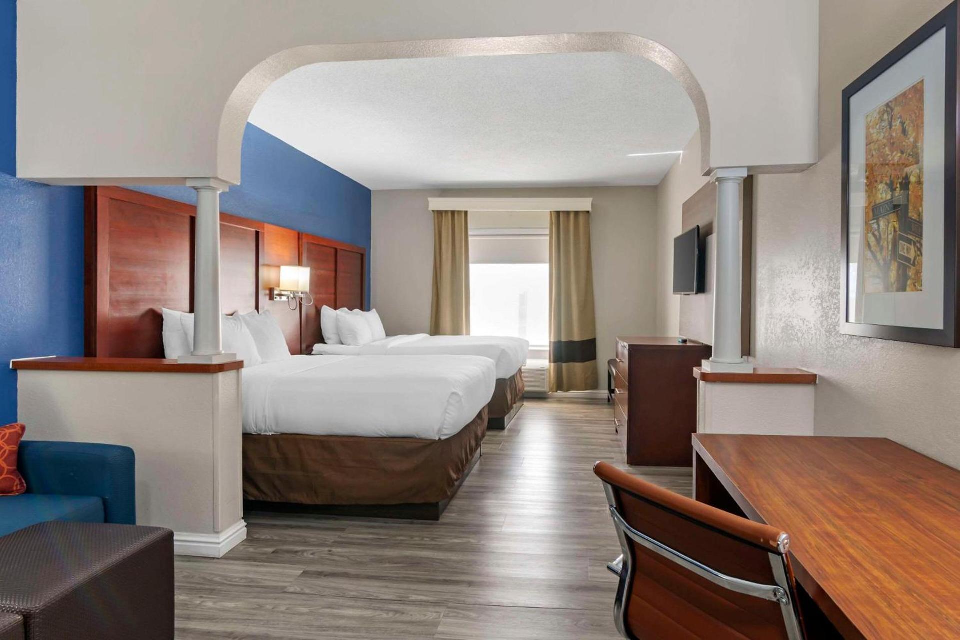 Comfort Suites St Charles-St Louis photo 21