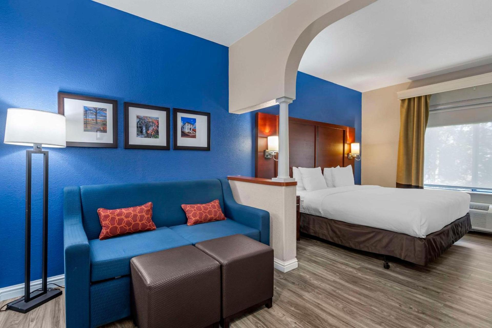 Comfort Suites St Charles-St Louis photo 23