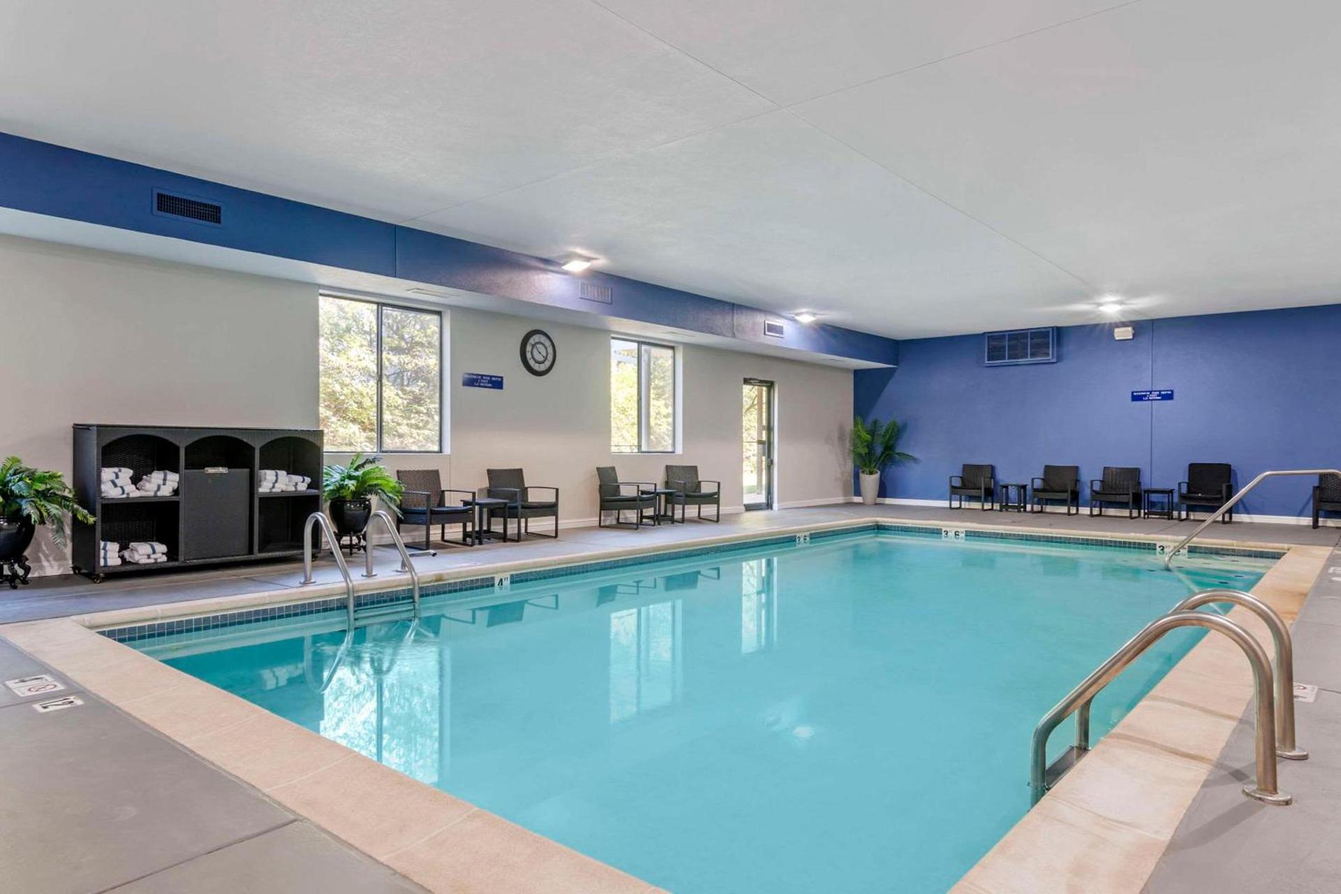 Comfort Suites St Charles-St Louis photo 29