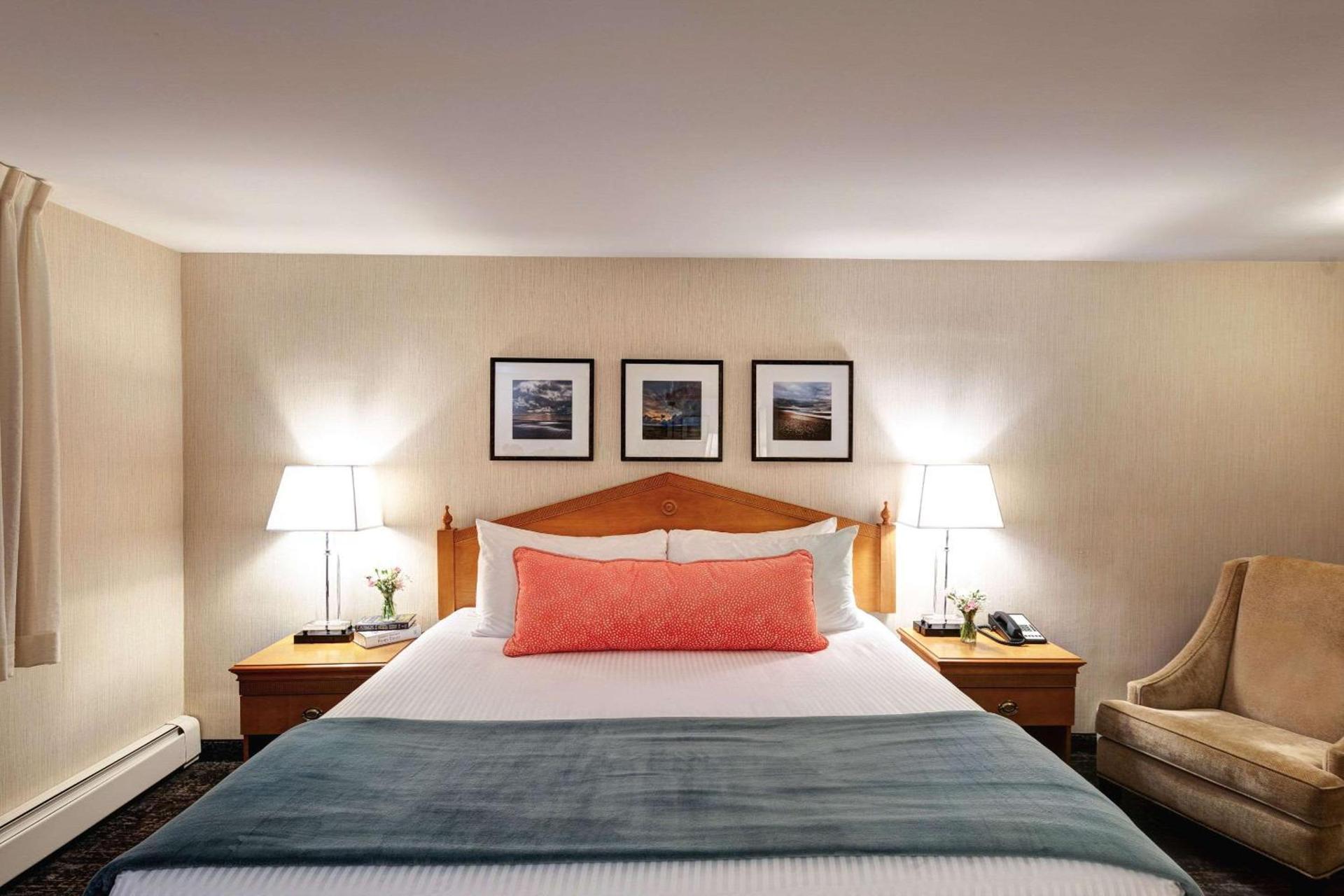 Port Inn and Suites Portsmouth, an Ascend Collection Hotel photo 9
