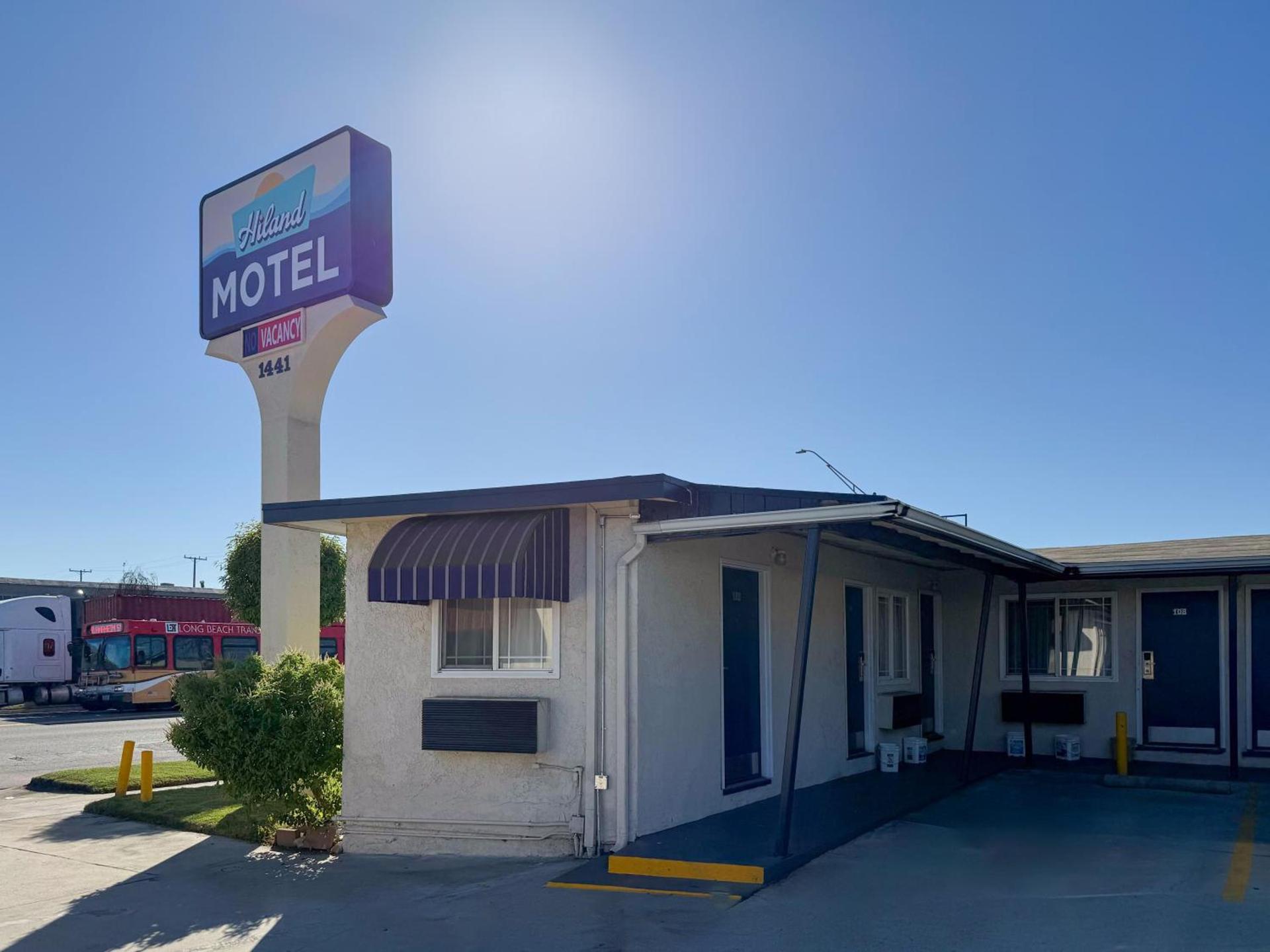 Hiland Motel photo 1