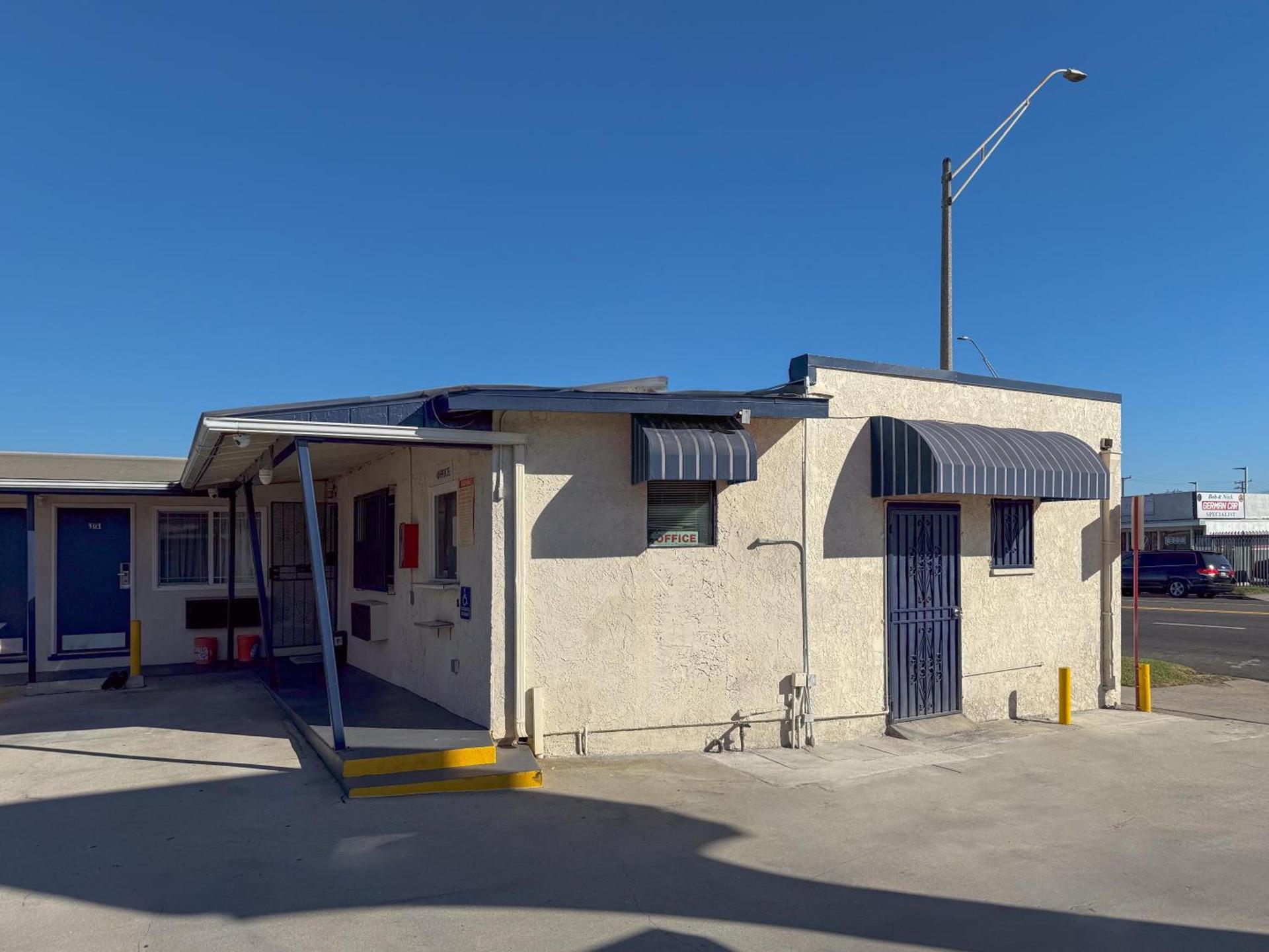 Hiland Motel photo 15