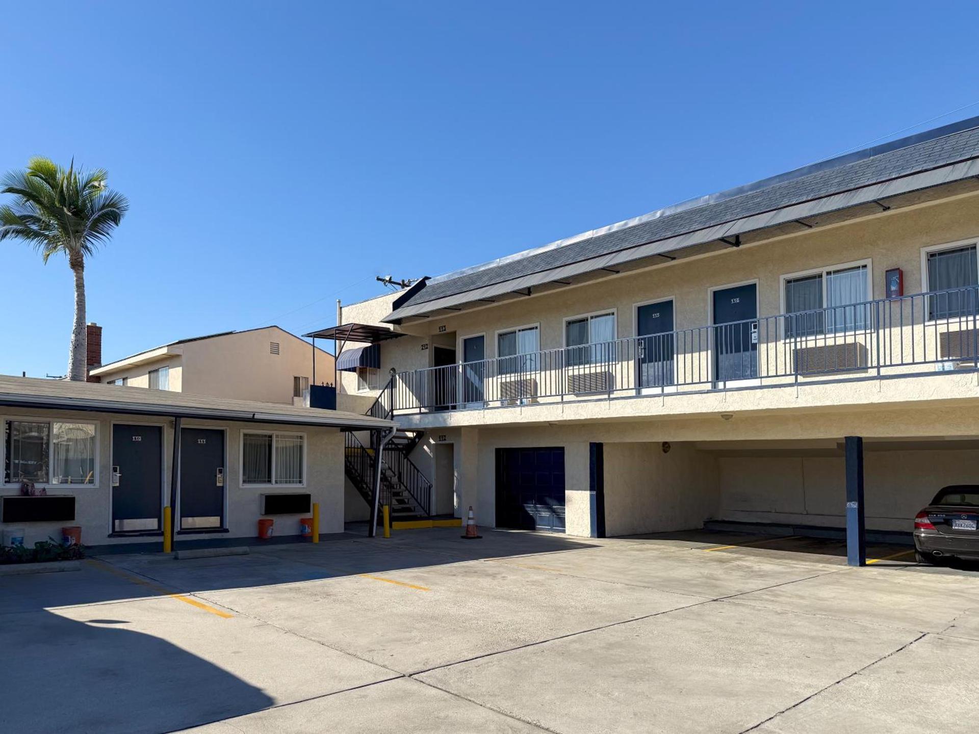 Hiland Motel photo 14