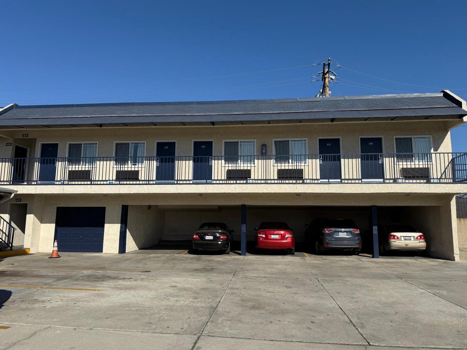 Hiland Motel photo 13