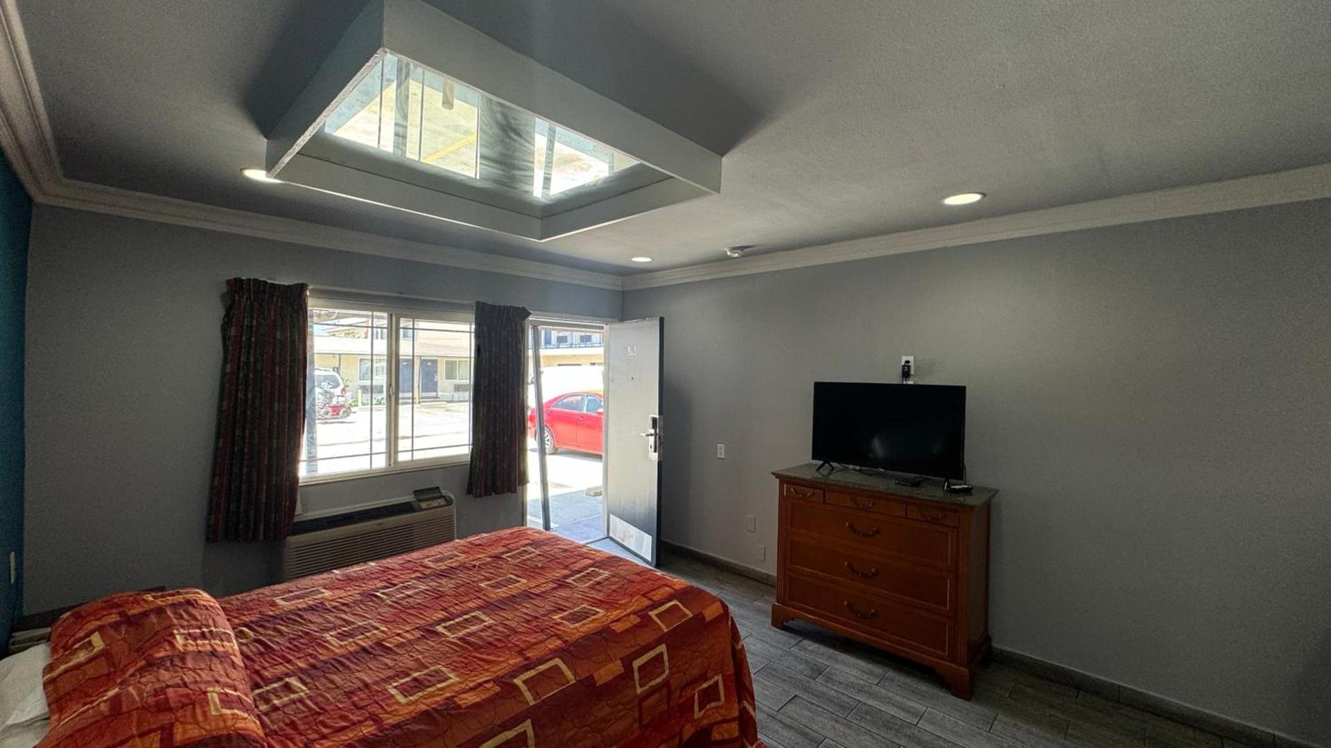 Hiland Motel photo 4
