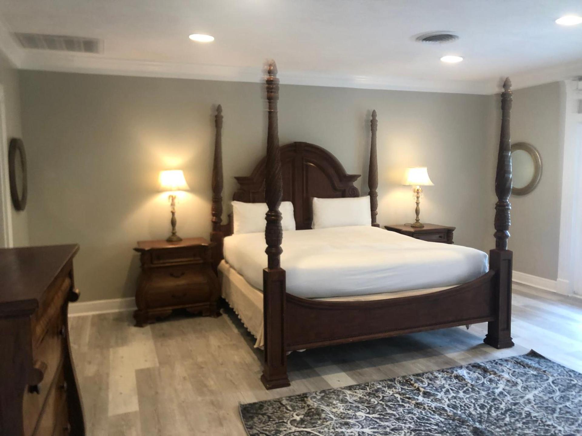 The Inn at Cedar Grove photo 2
