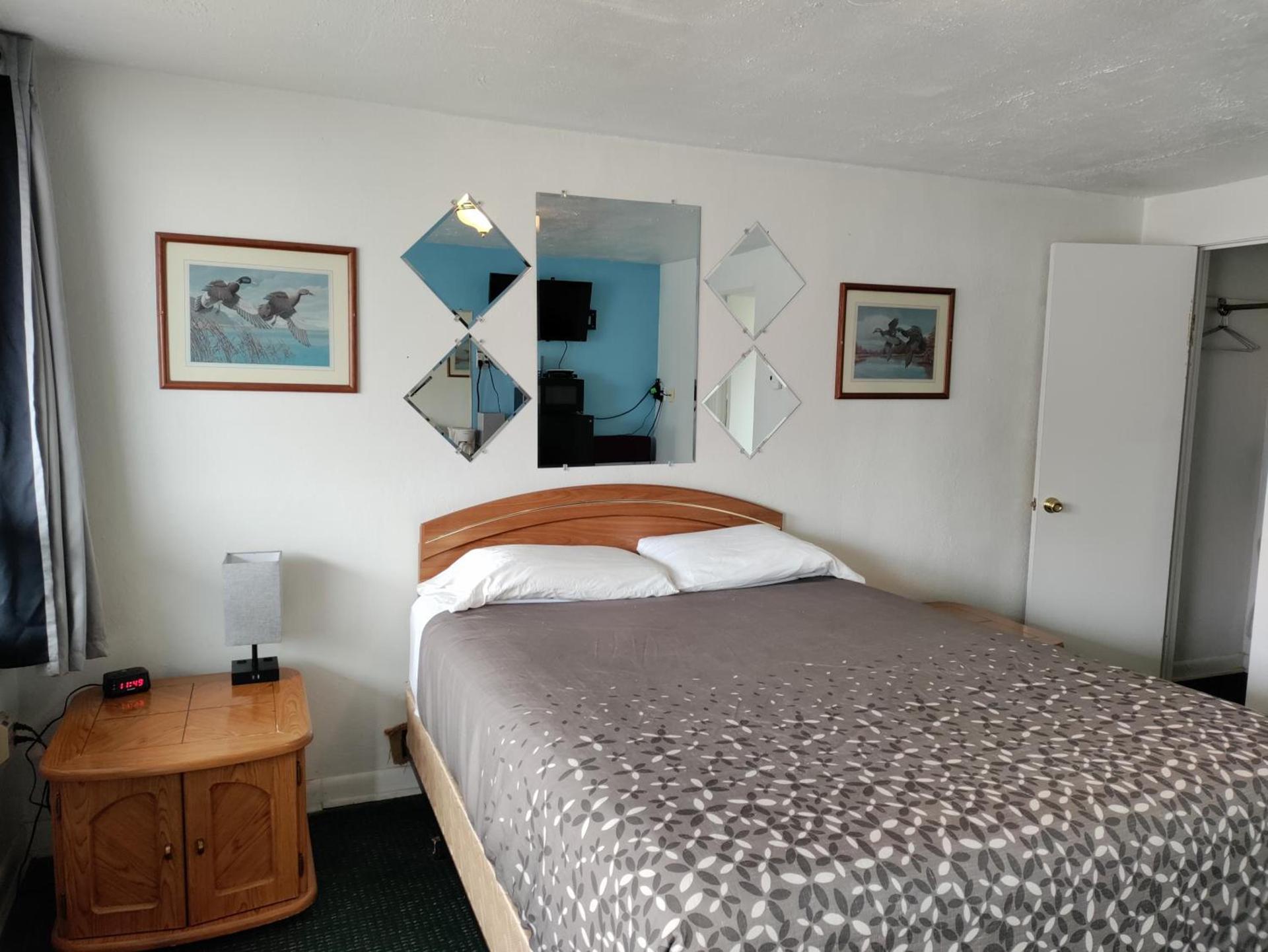 Eight Bar B Motel photo 27
