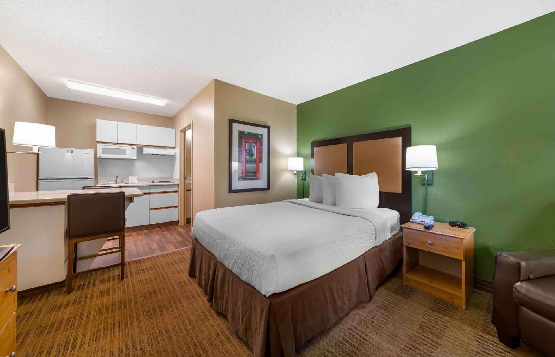 Extended Stay America Suites - Boca Raton - Commerce photo 10