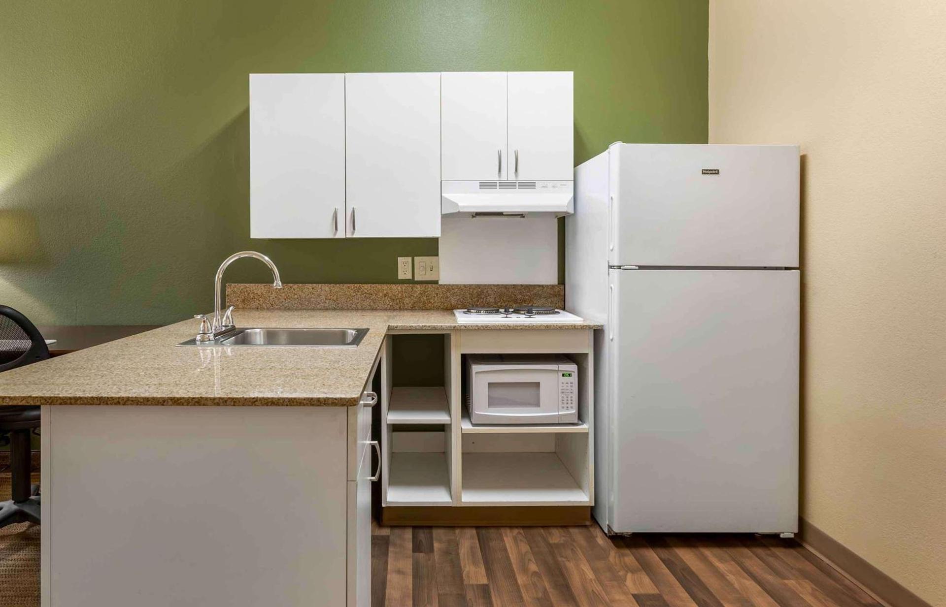 Extended Stay America Suites - Chicago - Skokie photo 17