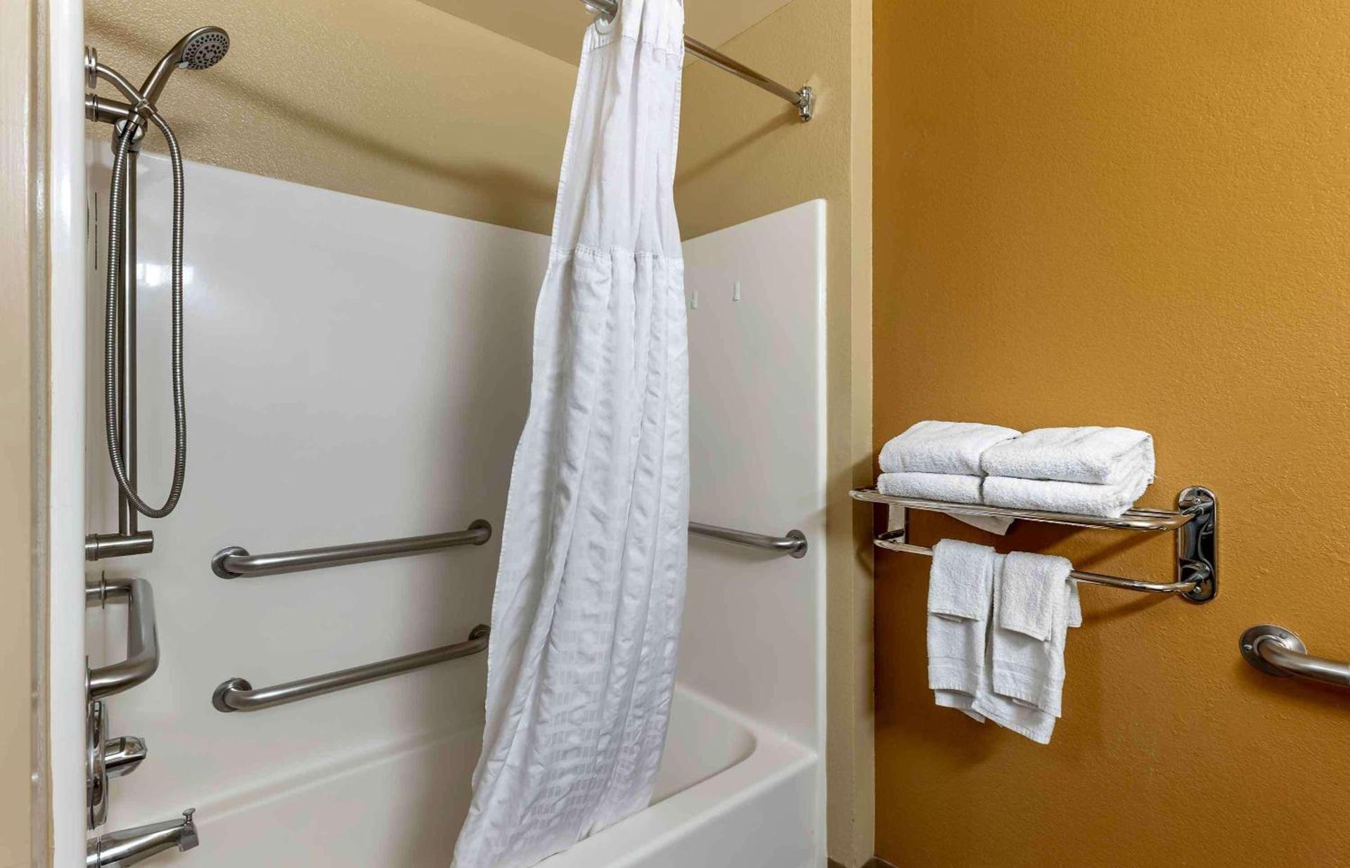 Extended Stay America Suites - Chicago - Skokie photo 18