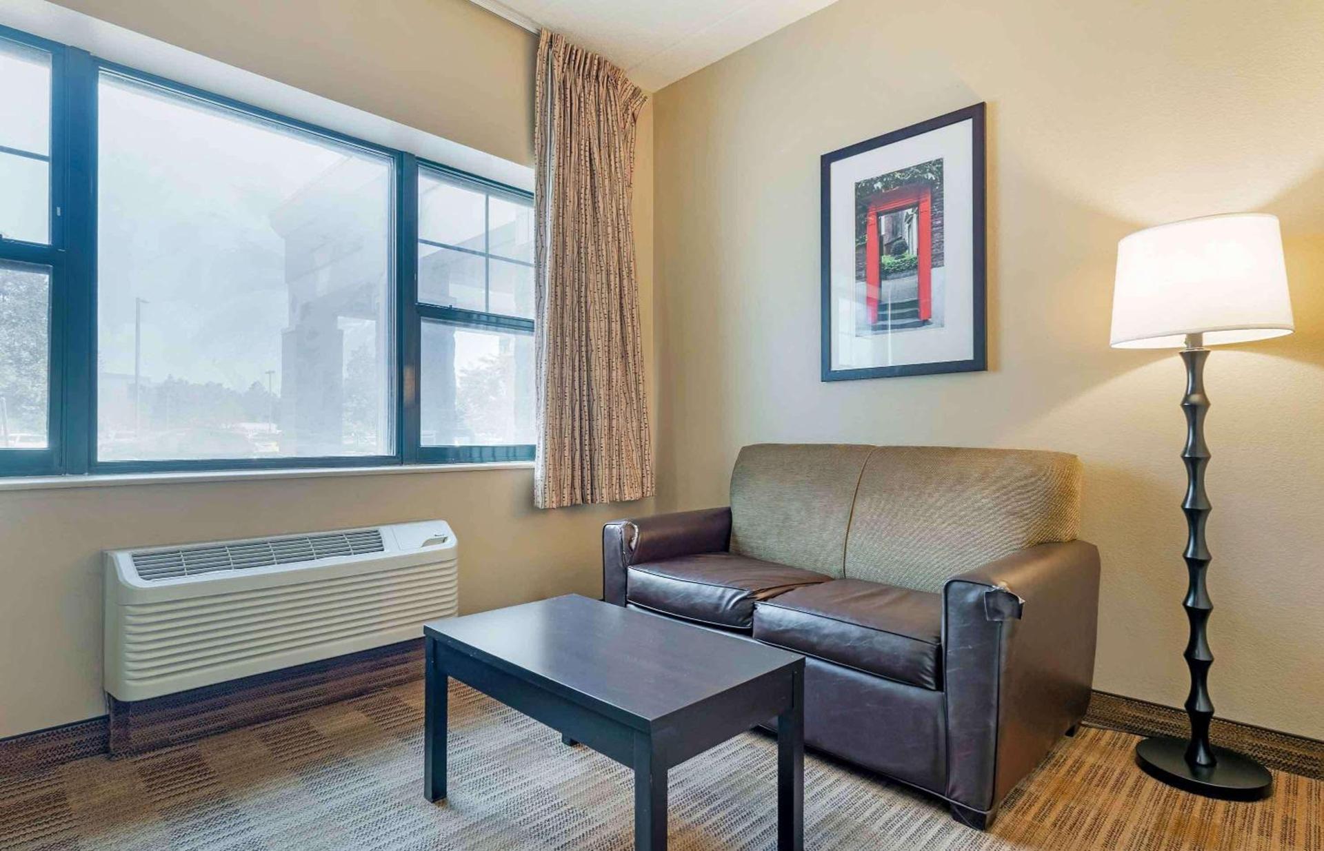 Extended Stay America Suites - Chicago - Skokie photo 25