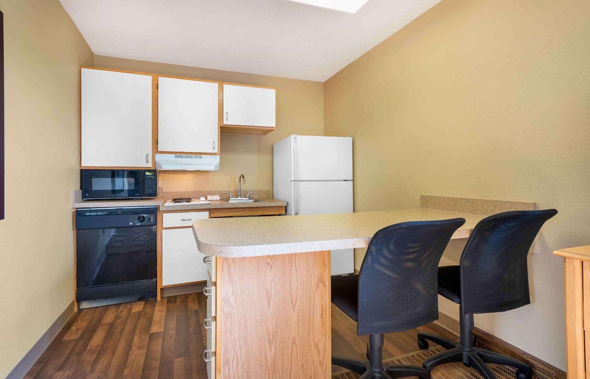 Extended Stay America Select Suites - Orlando - Lake Mary - 1040 Greenwood Blvd photo 20