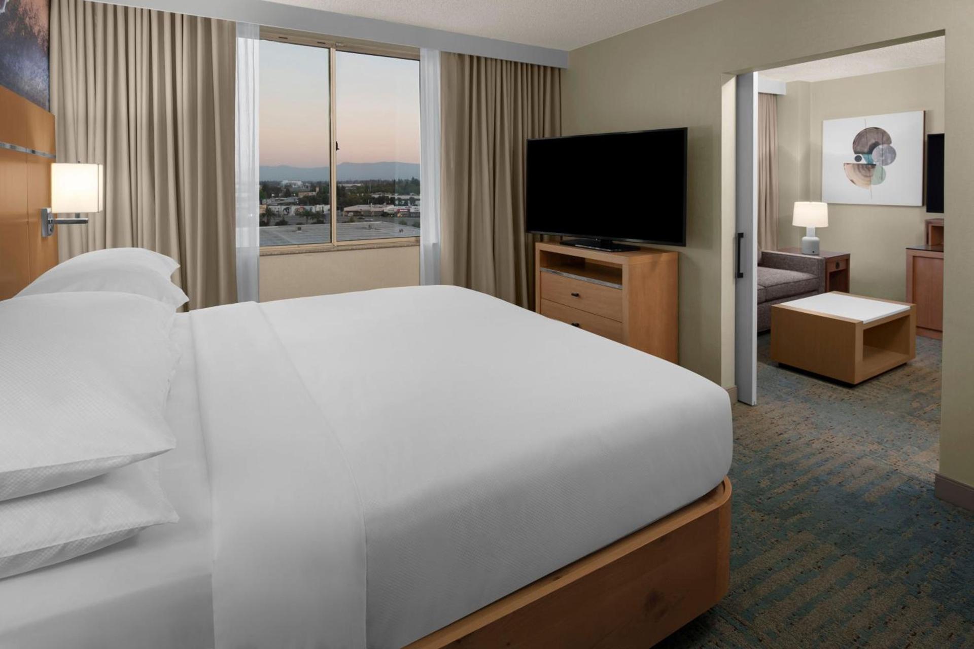 Delta Hotels by Marriott Santa Clara Silicon Valley photo 17