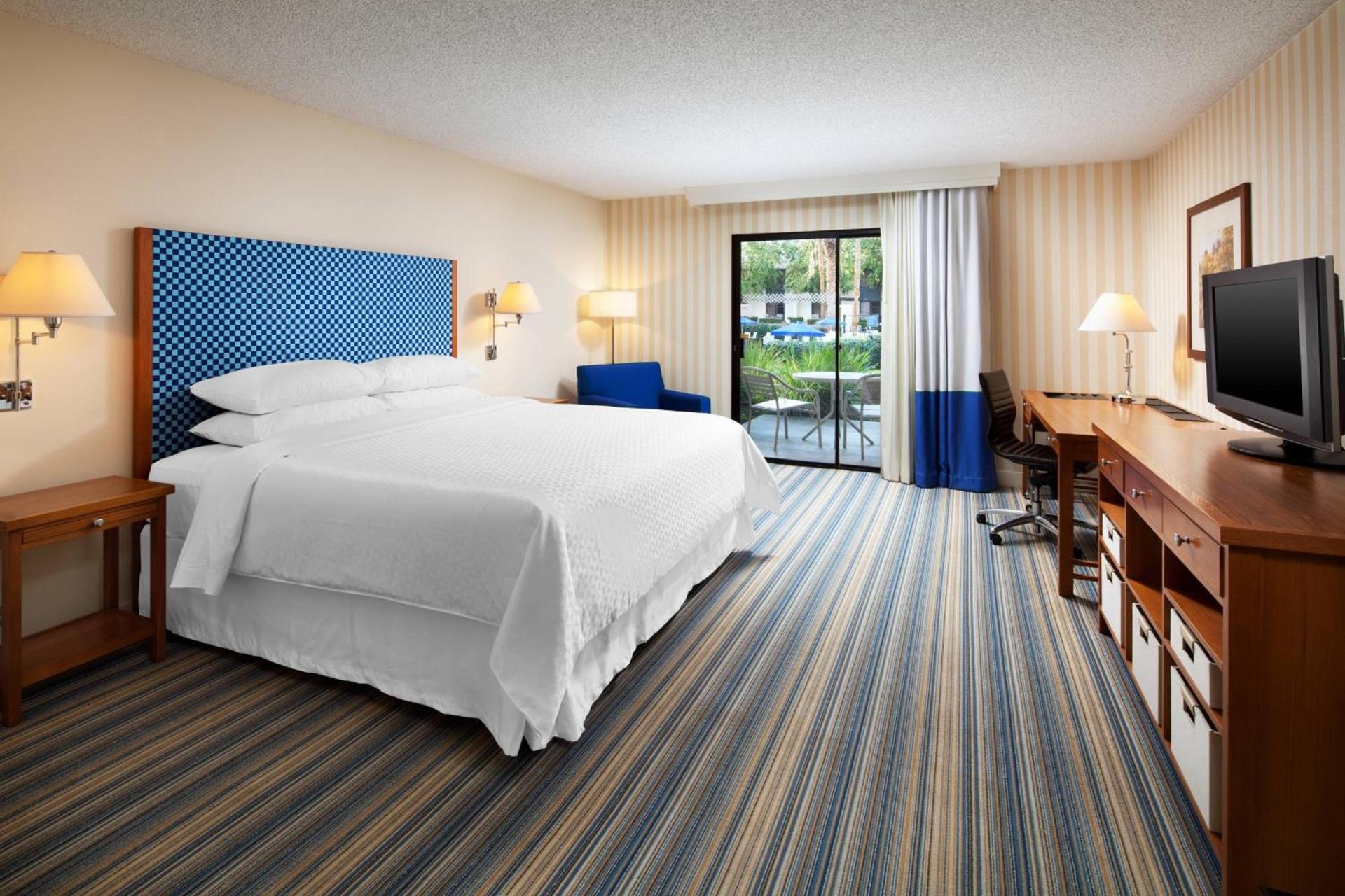 Four Points by Sheraton Bakersfield photo 5
