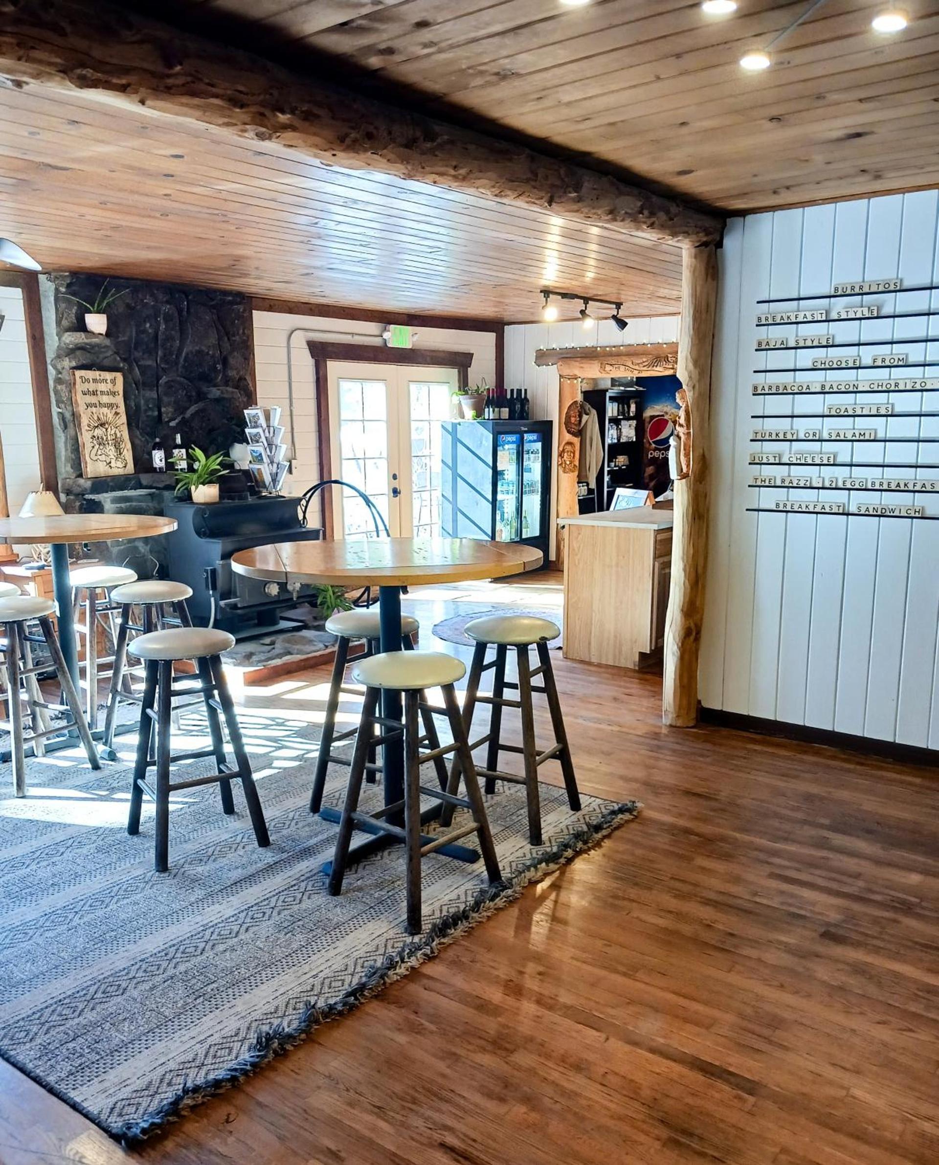 Raspberry Ridge Cafe and Inn photo 22