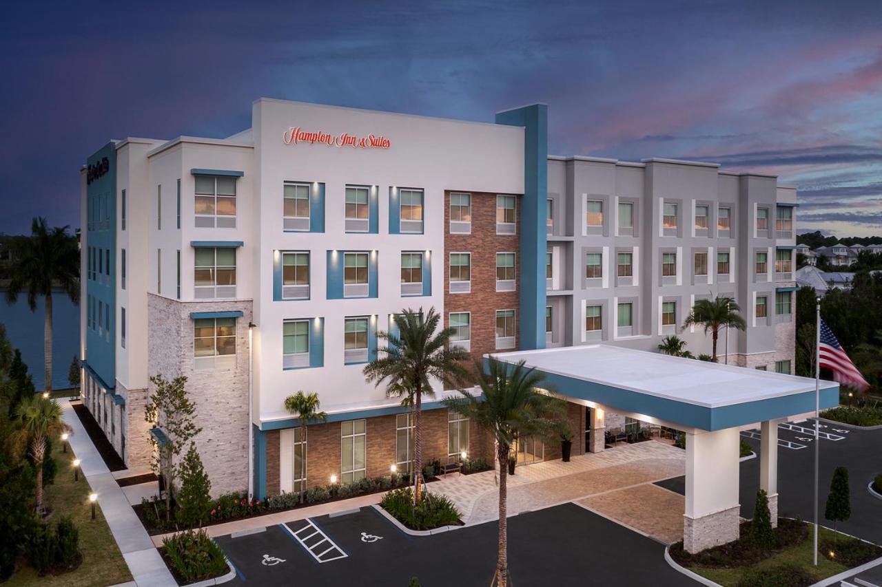 Hampton Inn & Suites Naples South photo 1