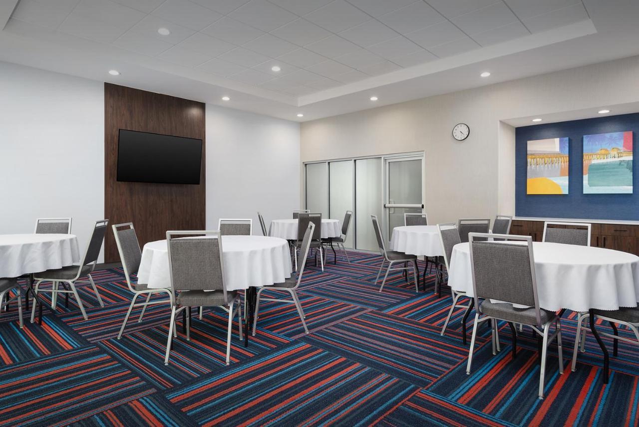 Hampton Inn & Suites Naples South photo 5