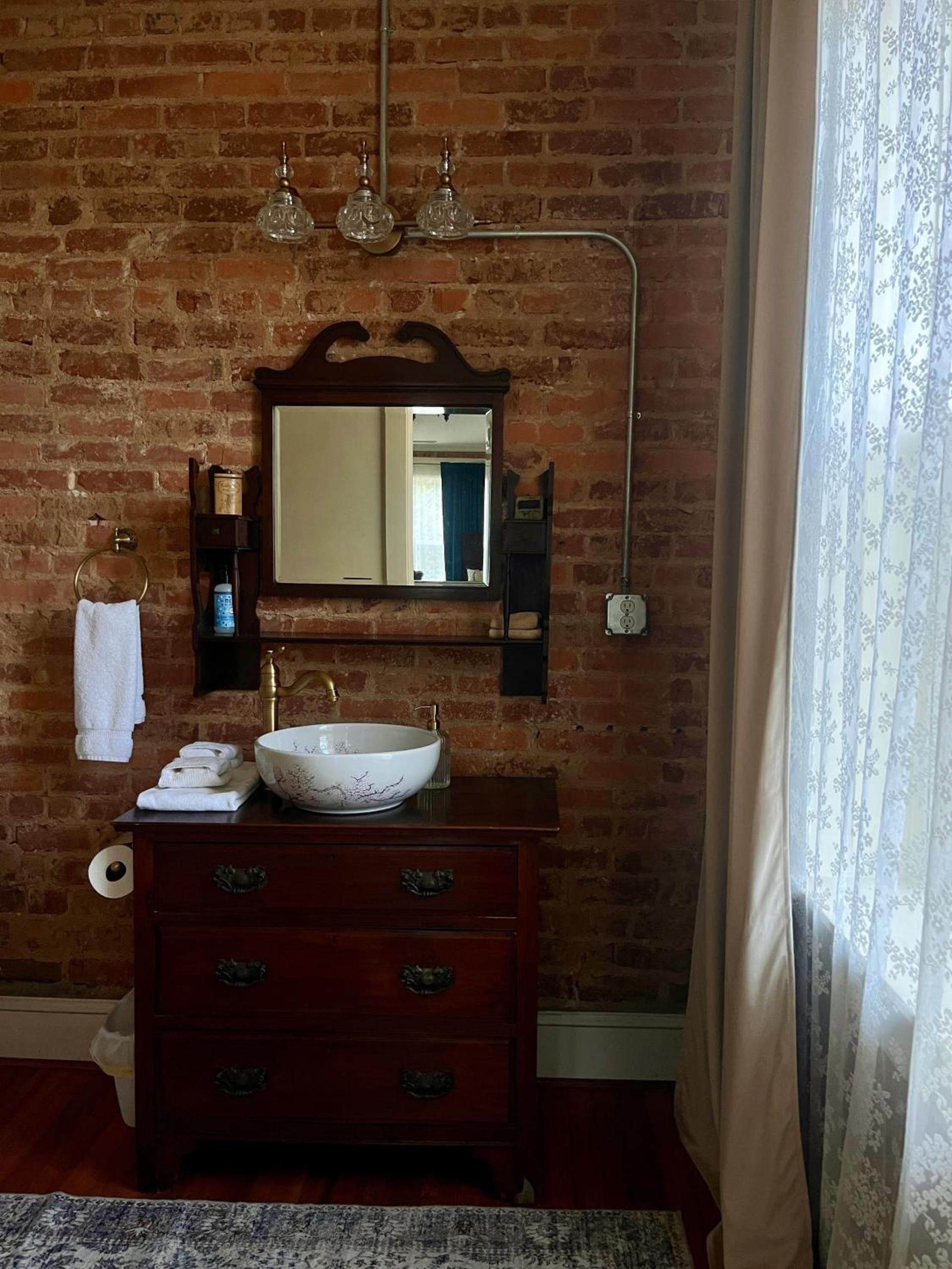 Tanglewood Inn photo 6