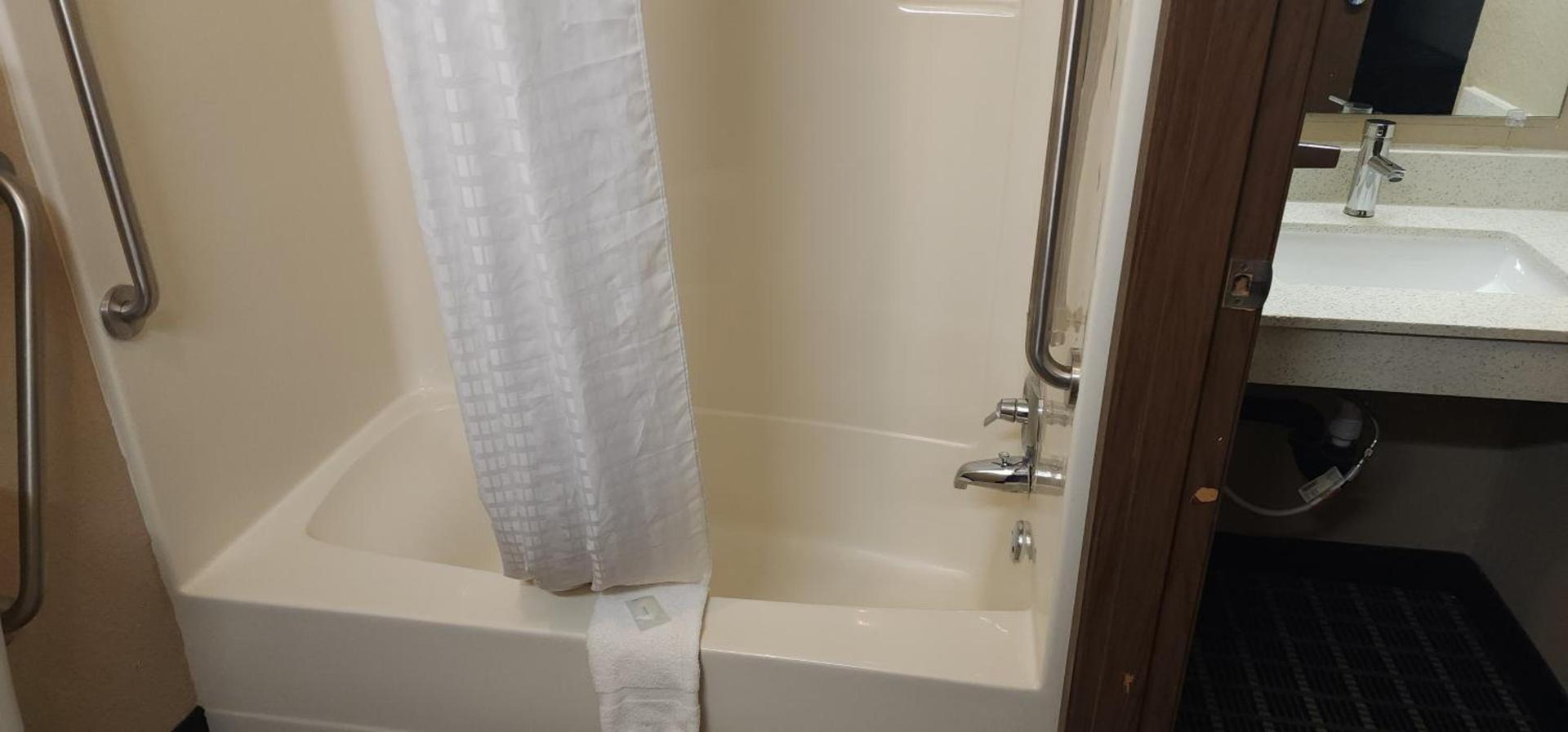 Motel 6 Concordia photo 19