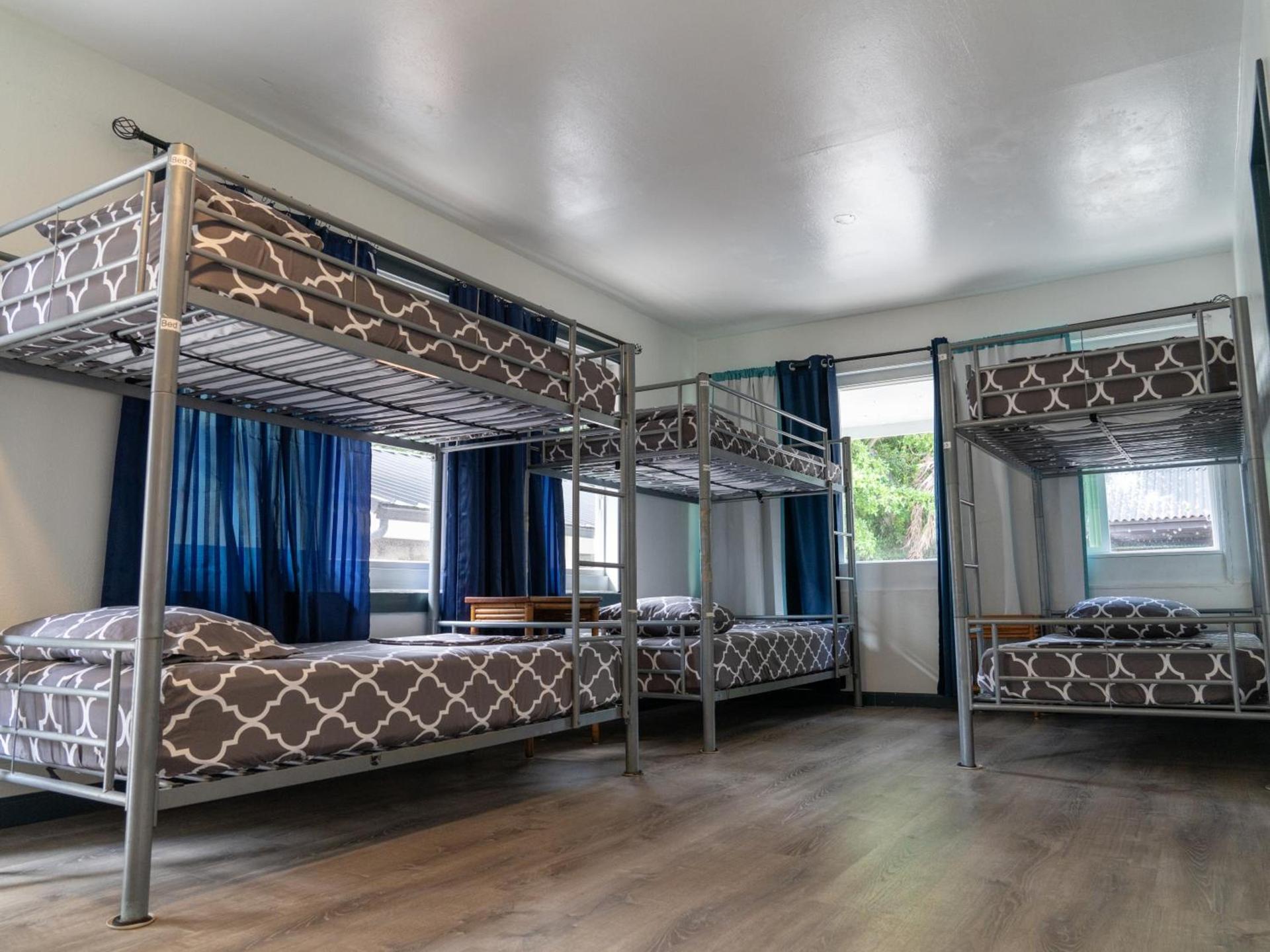 ALOH Seaside Women's Hostel photo 8